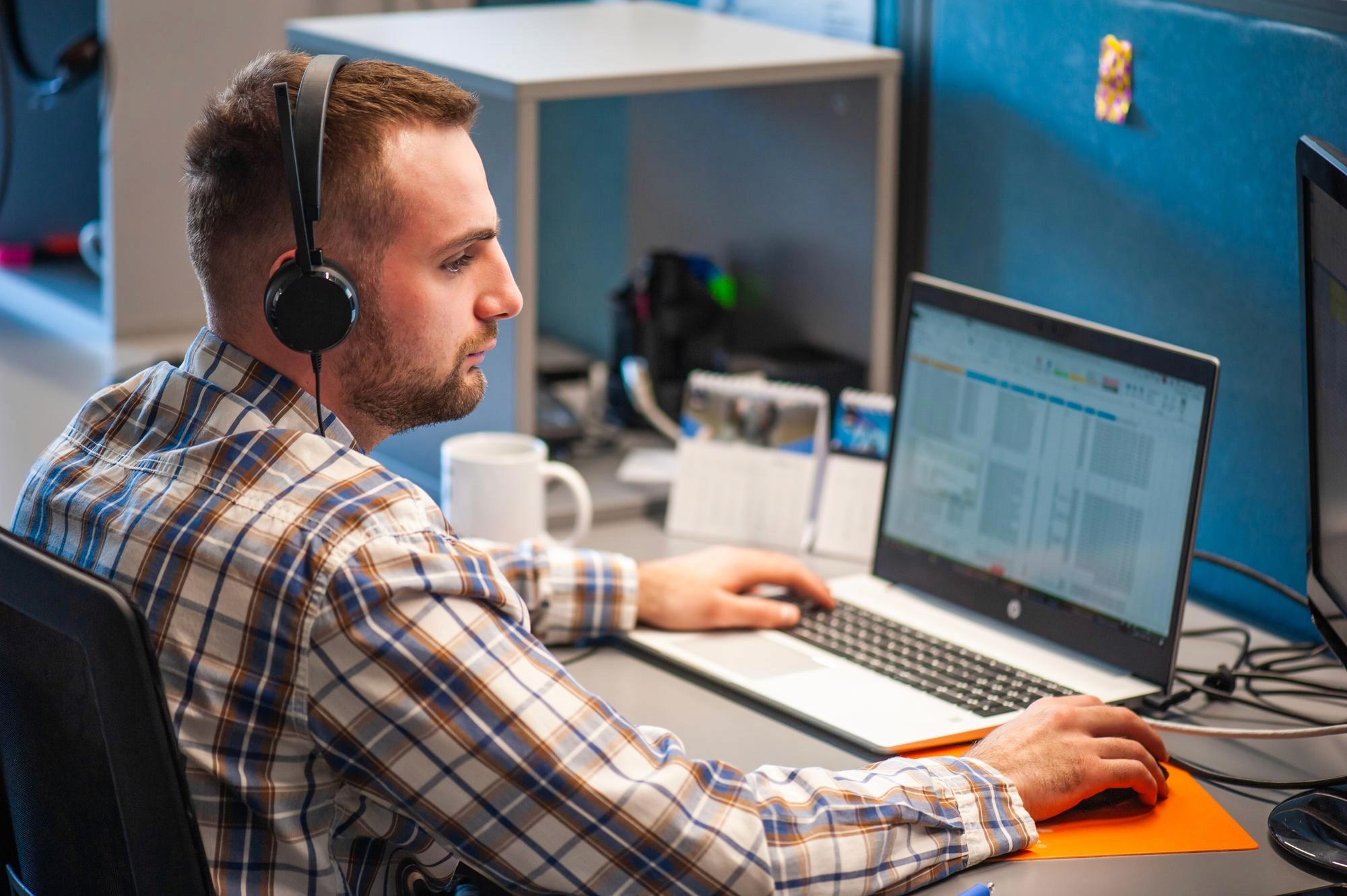 The role of technology in crafting customer experience