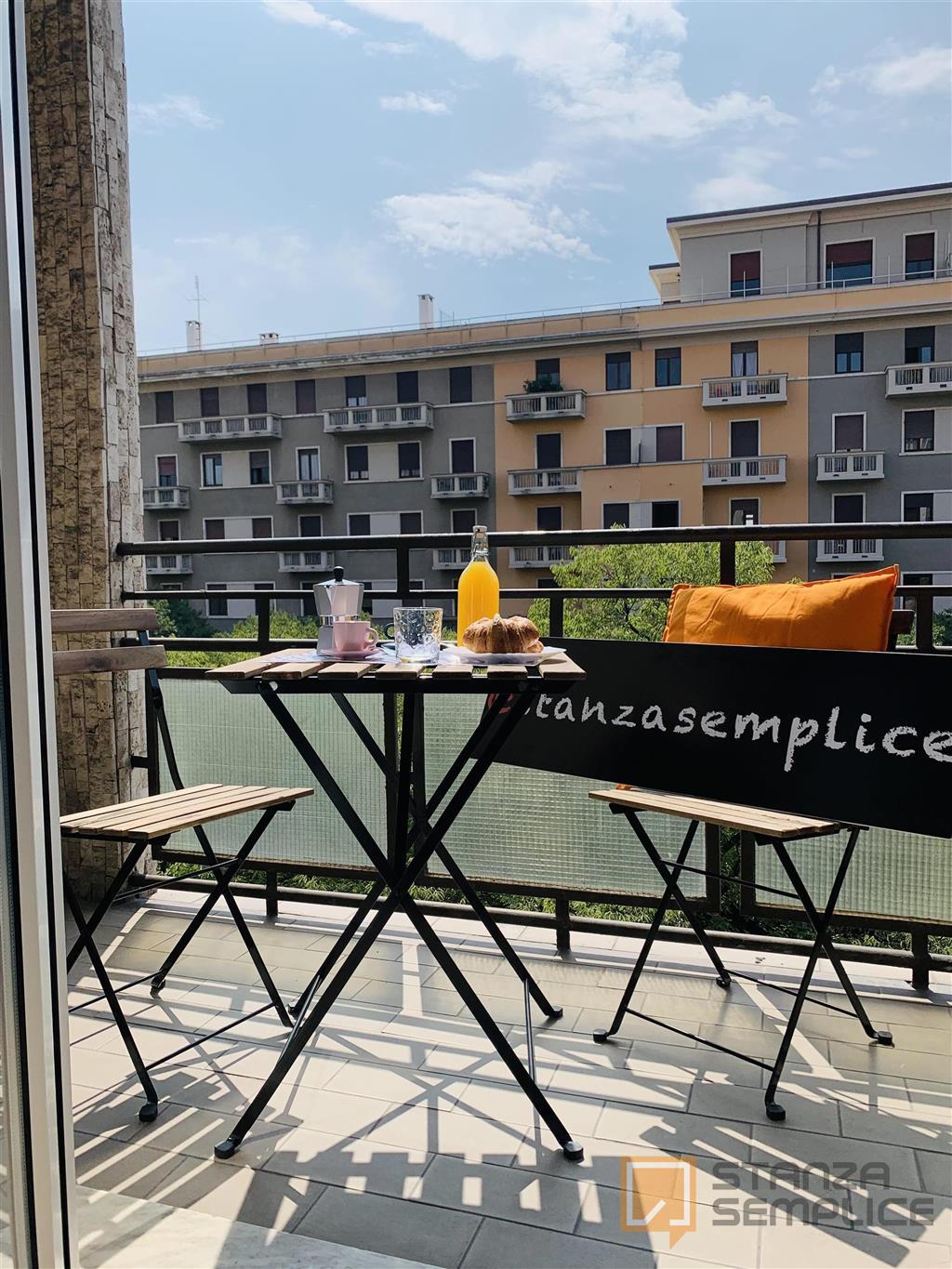 Stanza di 12 mq in Via Peschiera n., Torino