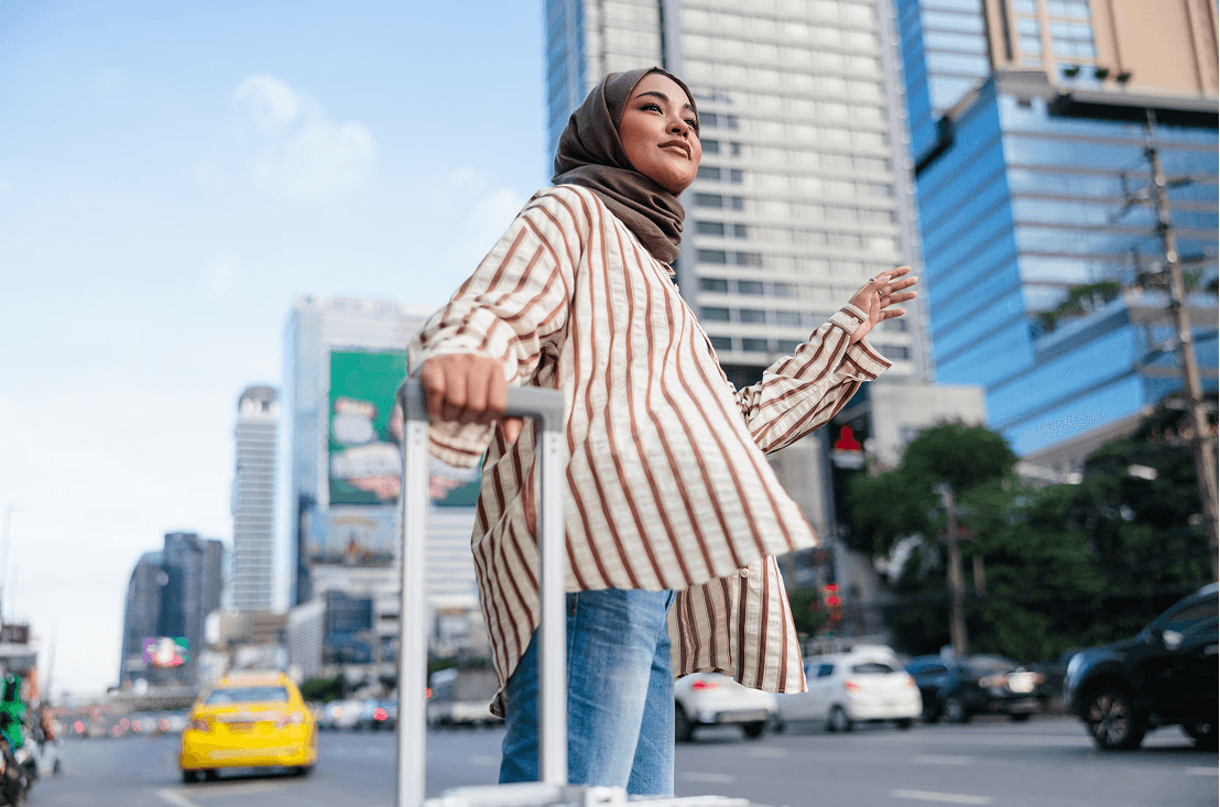 A woman imagines the future retirement she can achieve with professional guidance on her 401(k)