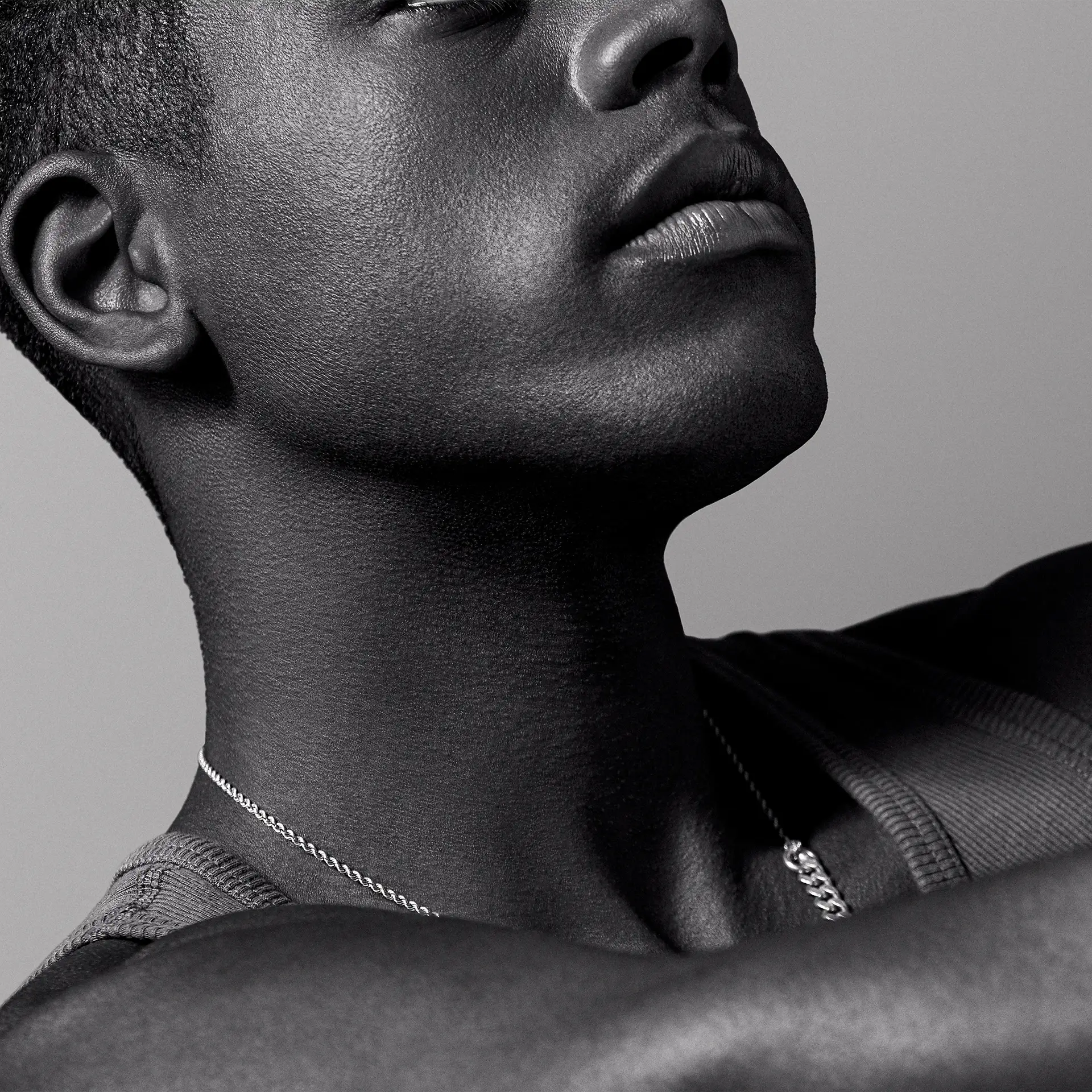 Seymour_Studio_Bevel_Cosmetics_8