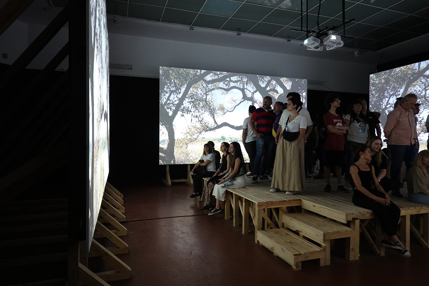 Diego Obligado Galería de Arte - Diego Vergara. Dibujos. Lo numinoso, Examen de conciencia y Los próximos. Pertenecientes al tríptico Estado de situación Grafito sobre papel - 70 x 50 cm. CU - 2024