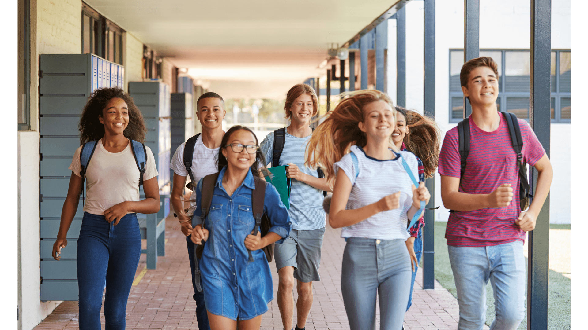 boy in blue shirt screaming near boy in green crew-neck shirt
