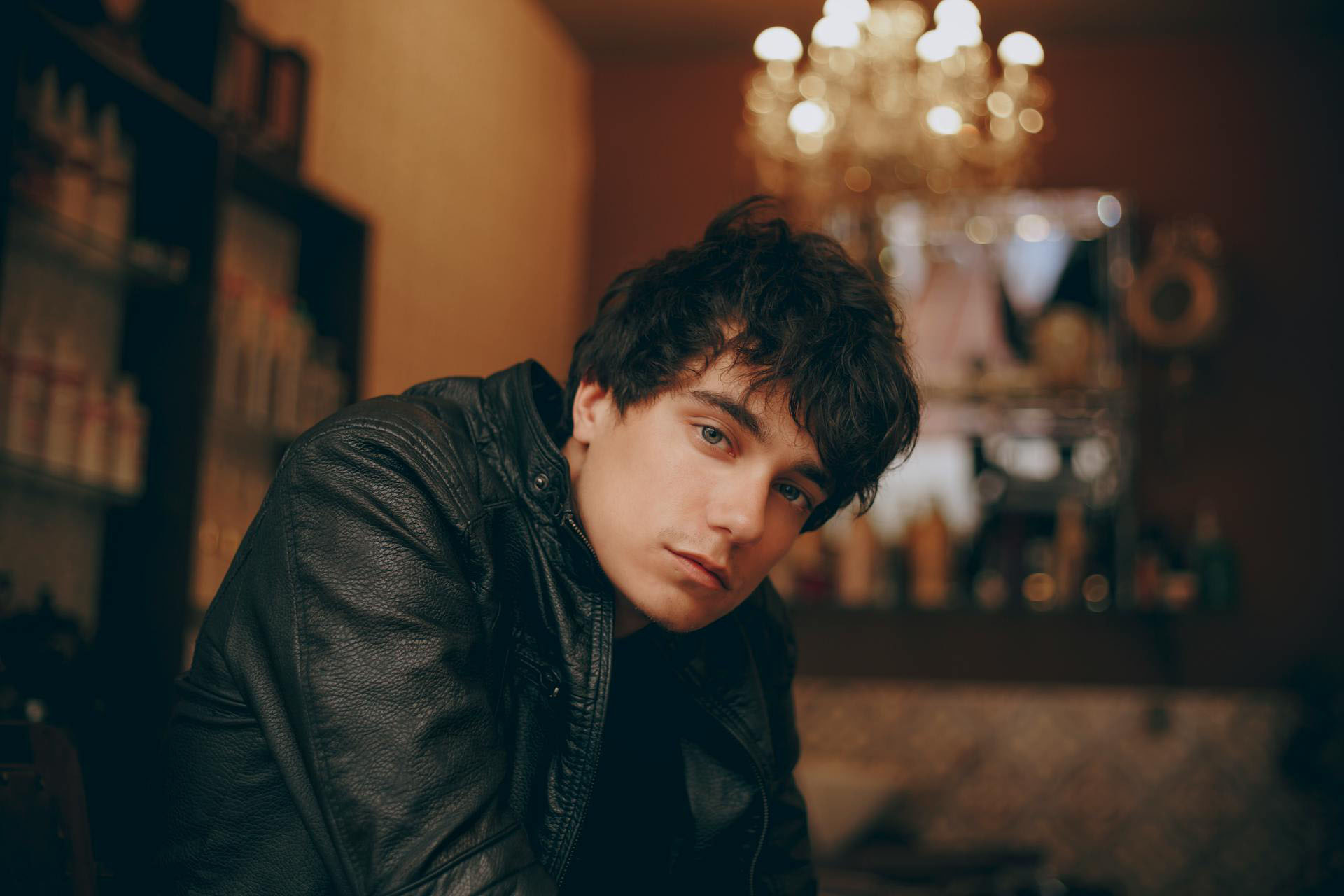 Pomade Vs Clay Vs Paste Vs Cream - The Barber’s Guide To Choosing The Right Hair Product