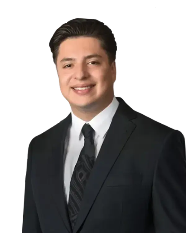 Santi Munera headshot