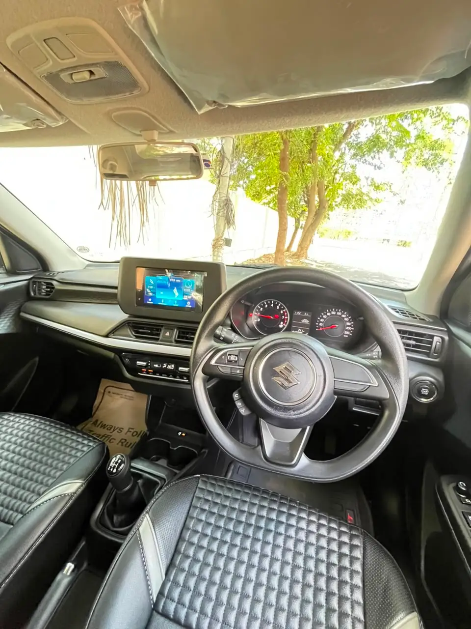 maruti-swift-zxi-topend-img8