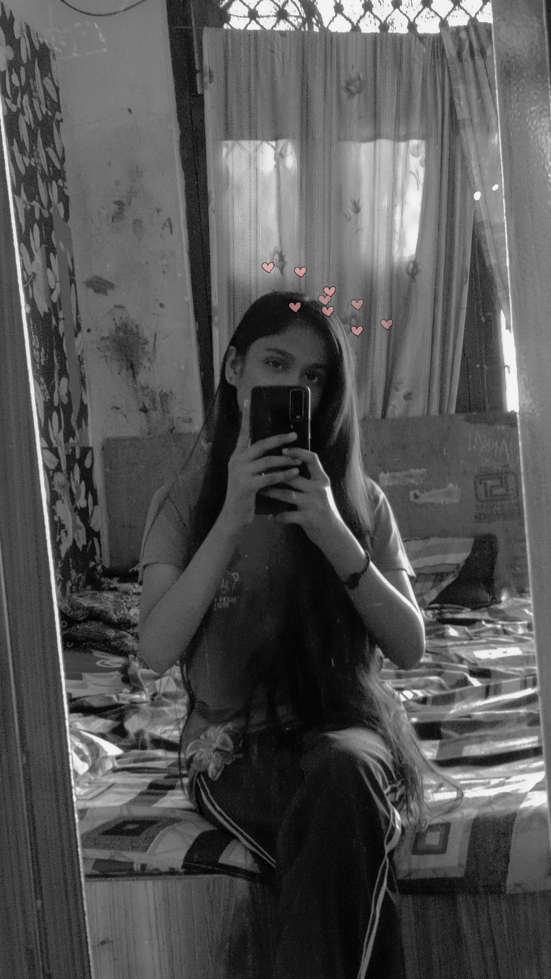 Woman with color palette