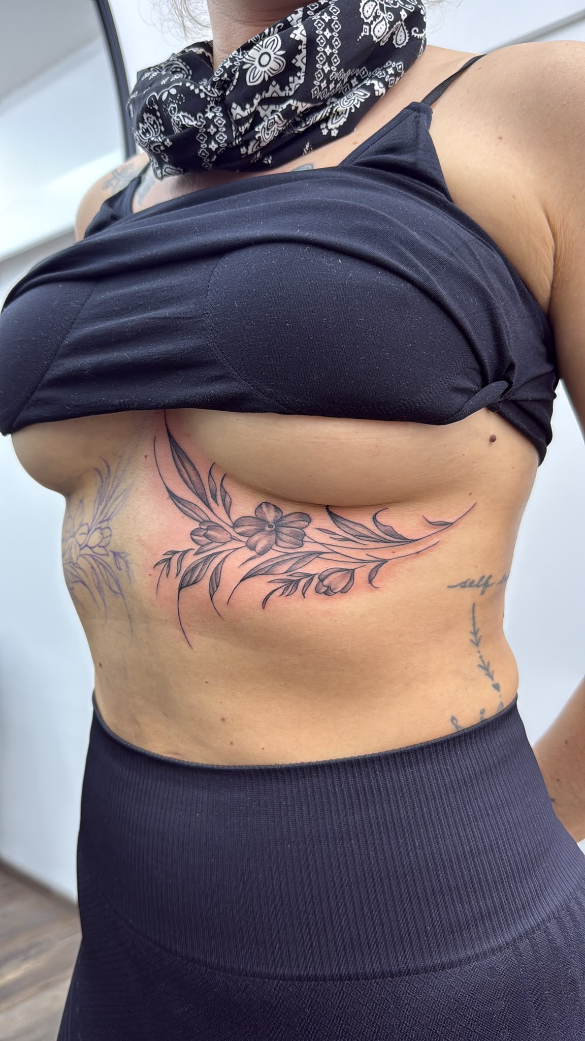 Fine Line Tattoo – Blackline V1 Passau