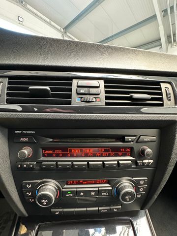 BMW 318 2008 BLACK Gebrauchtwagen - Galeriebild 7