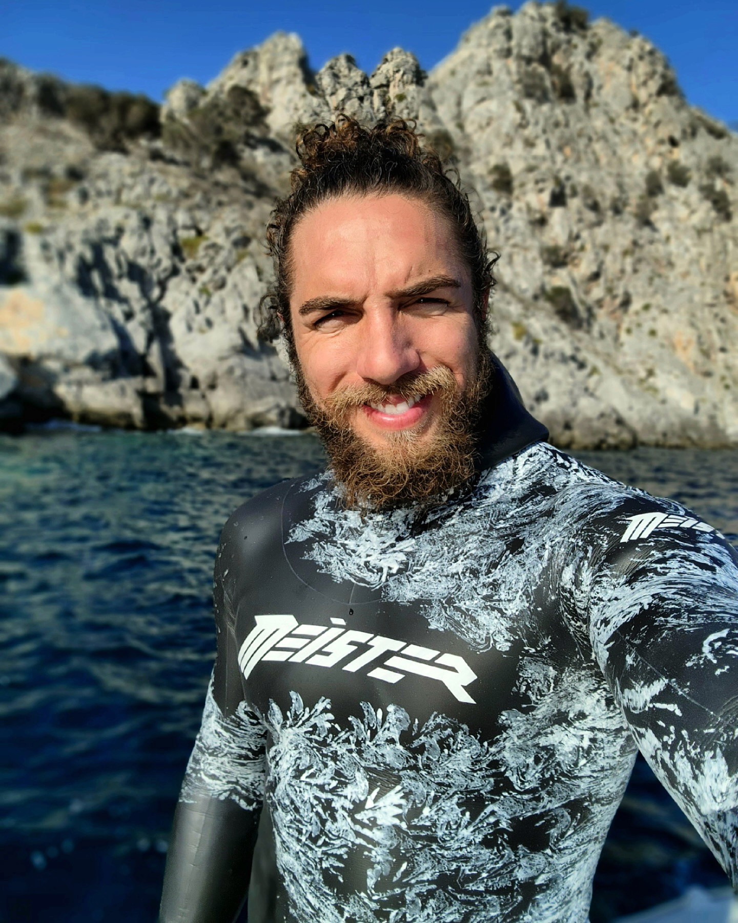 meister freediver taking a selfie