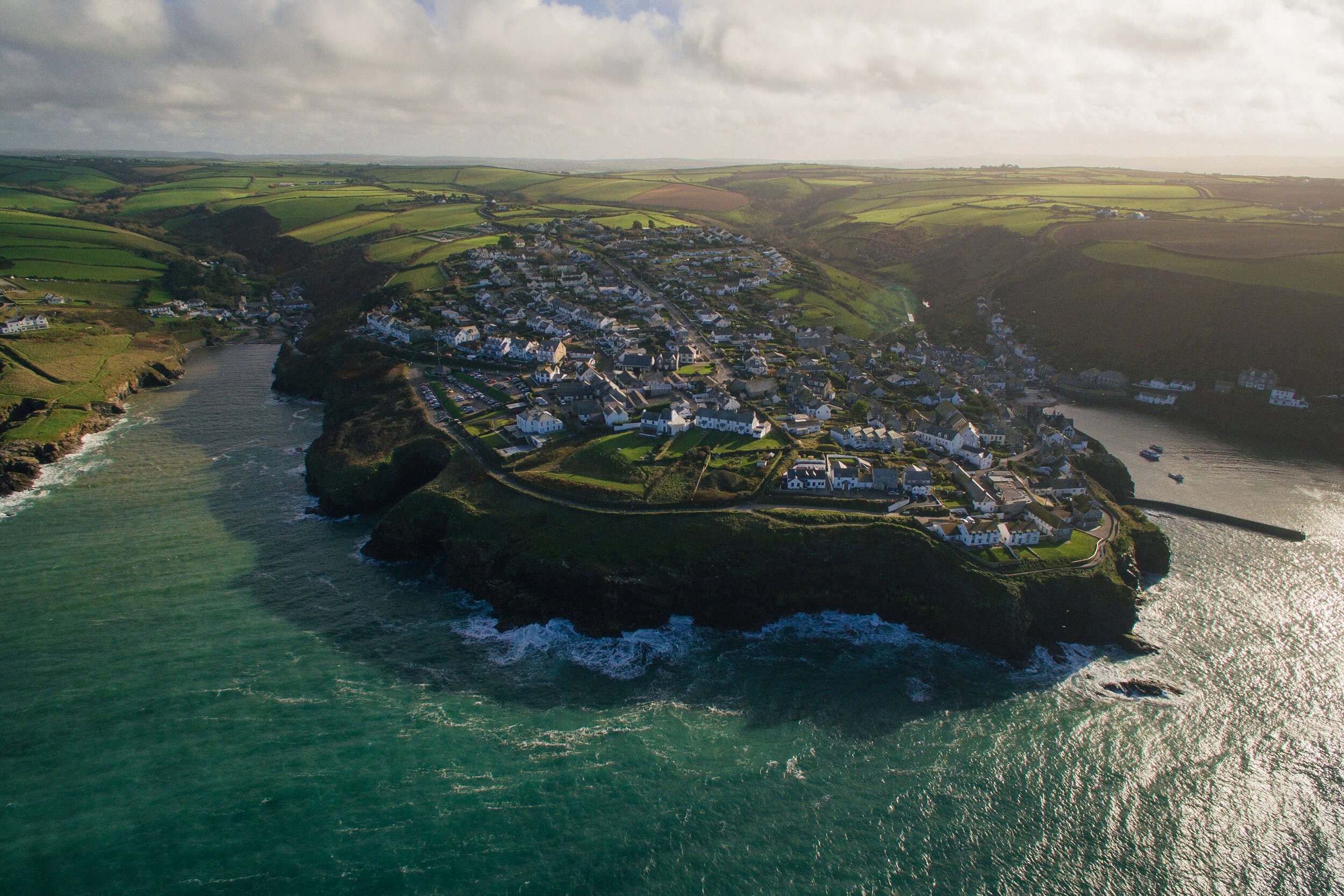 Port Isaac by Matthew Thompson