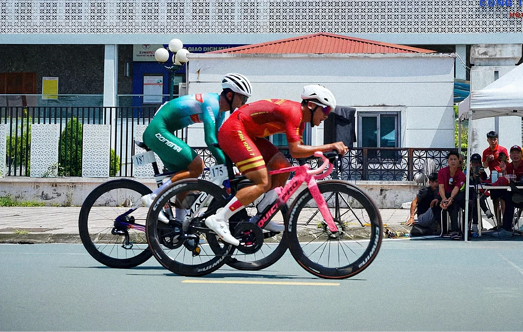 The Flatline Base Builder, a Aerobic cycling workout from Thanh Vo