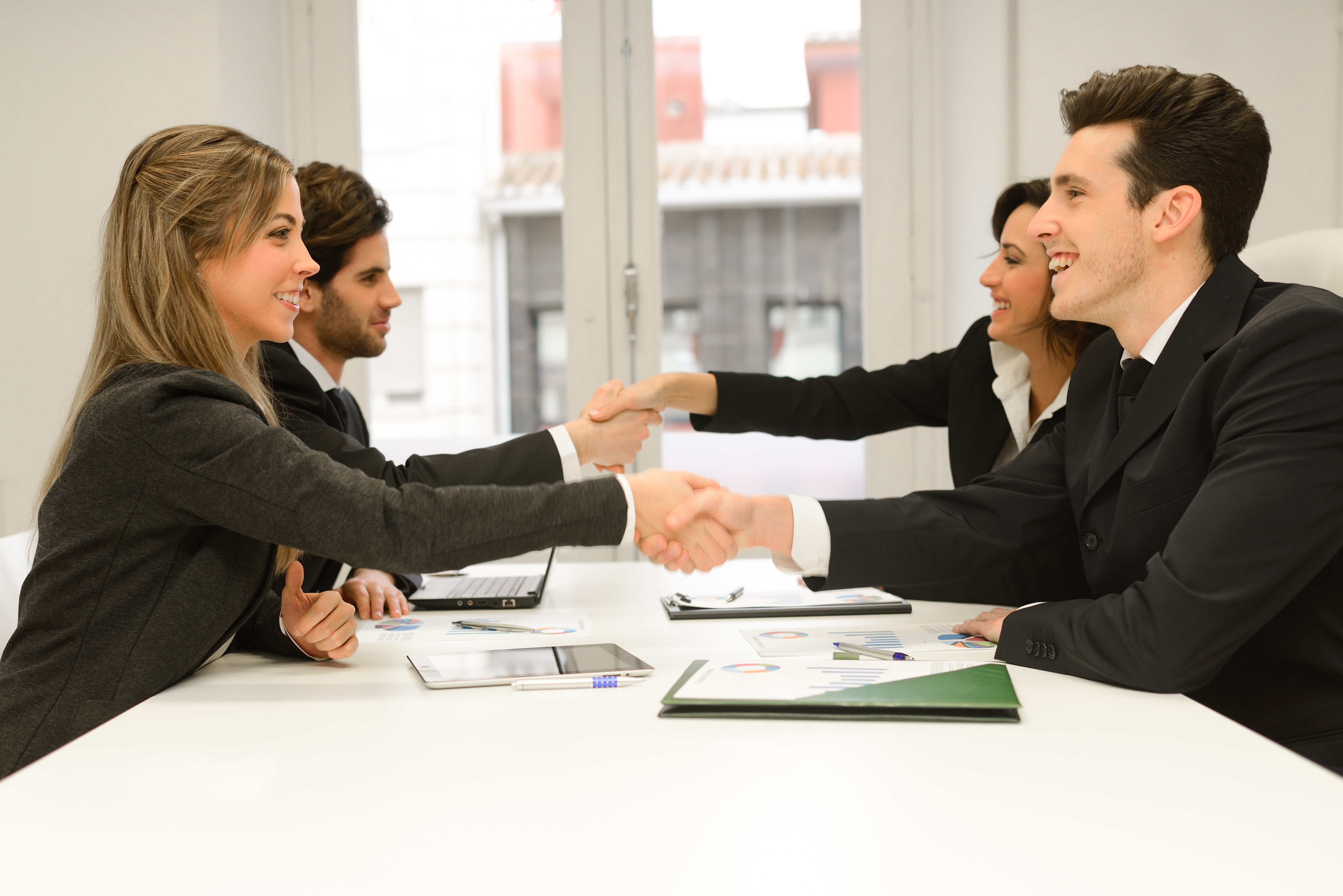 es importante como empresa mantener una buena comunicacion b2b entre empresas