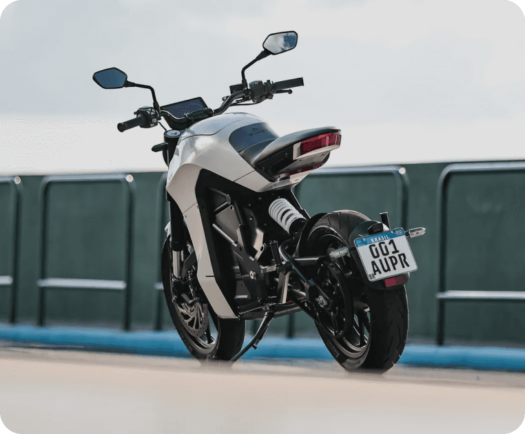 Moto branca traseira