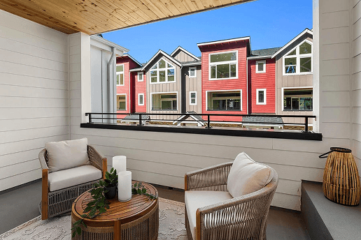 Cassie's Landing balconies front and back luxury townhome feature