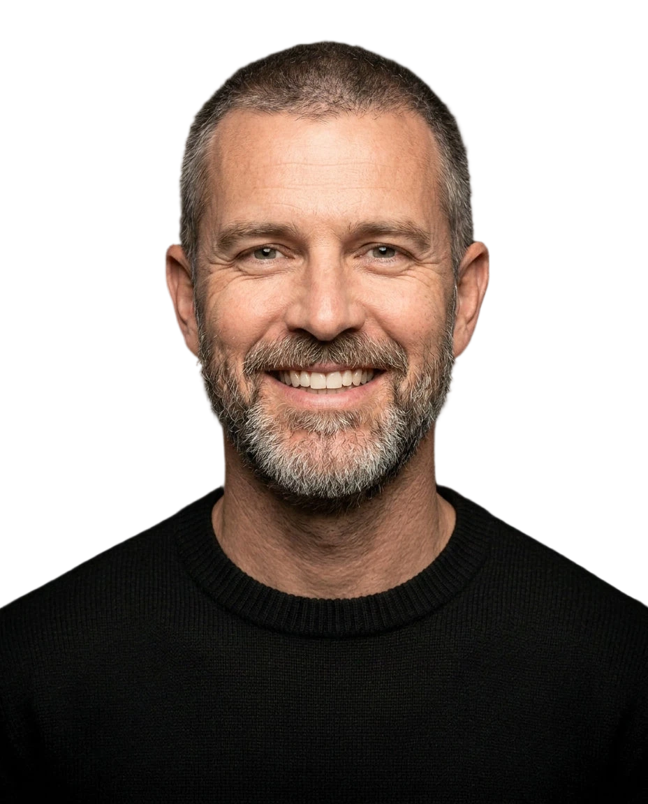headshot photo of Mark