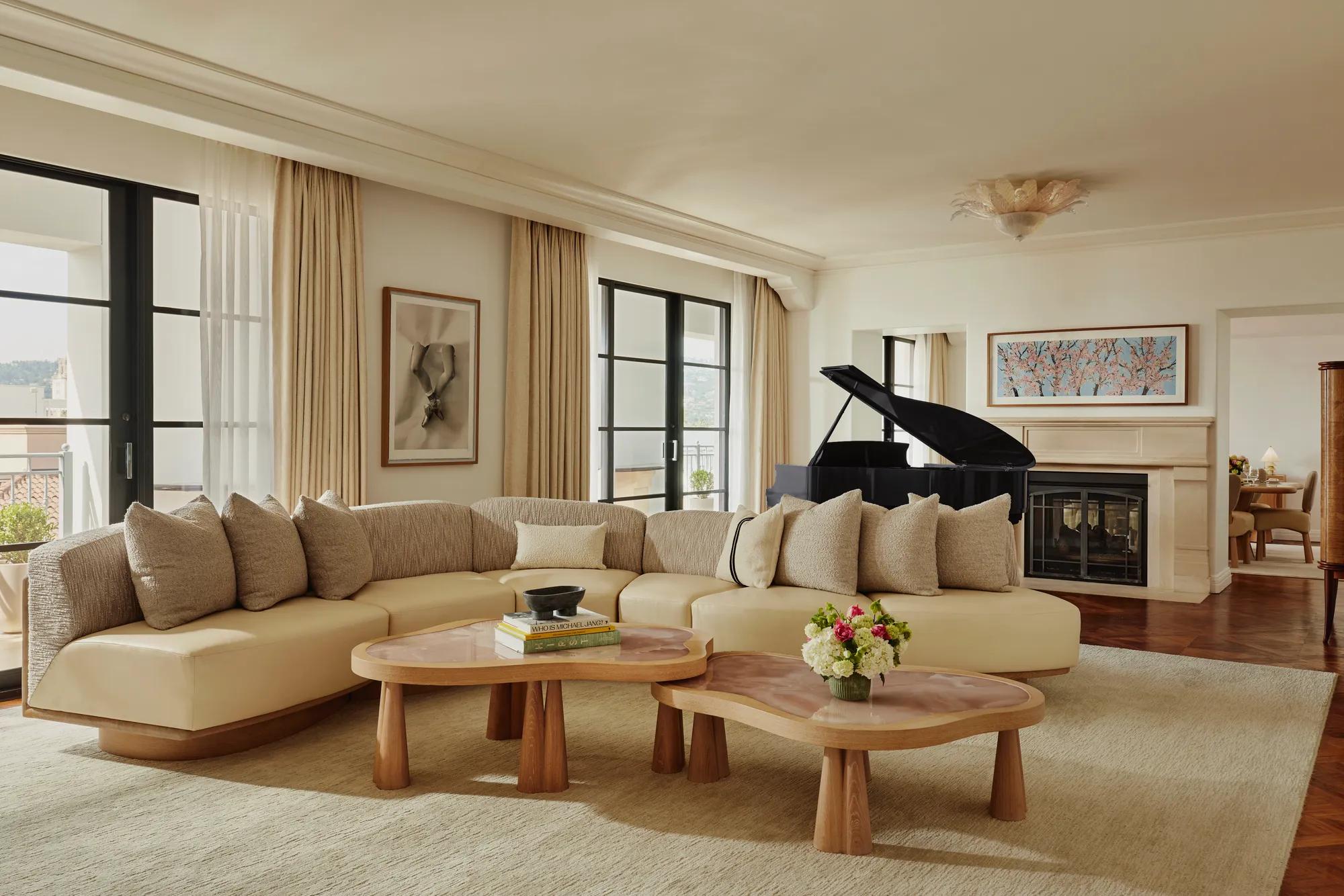 The Hollywood Suite