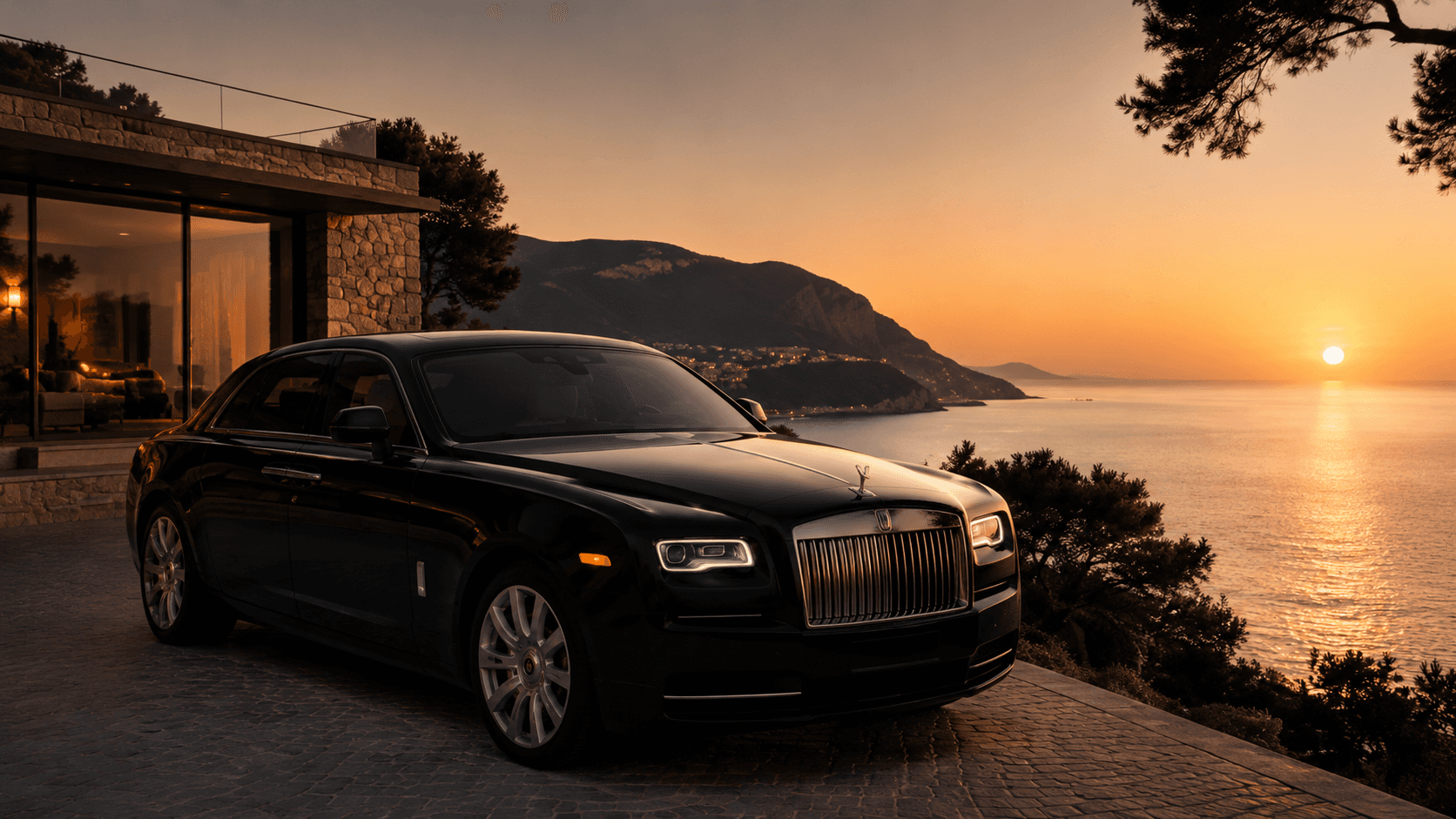 Berlina di lusso nera davanti a una villa sul mare al tramonto