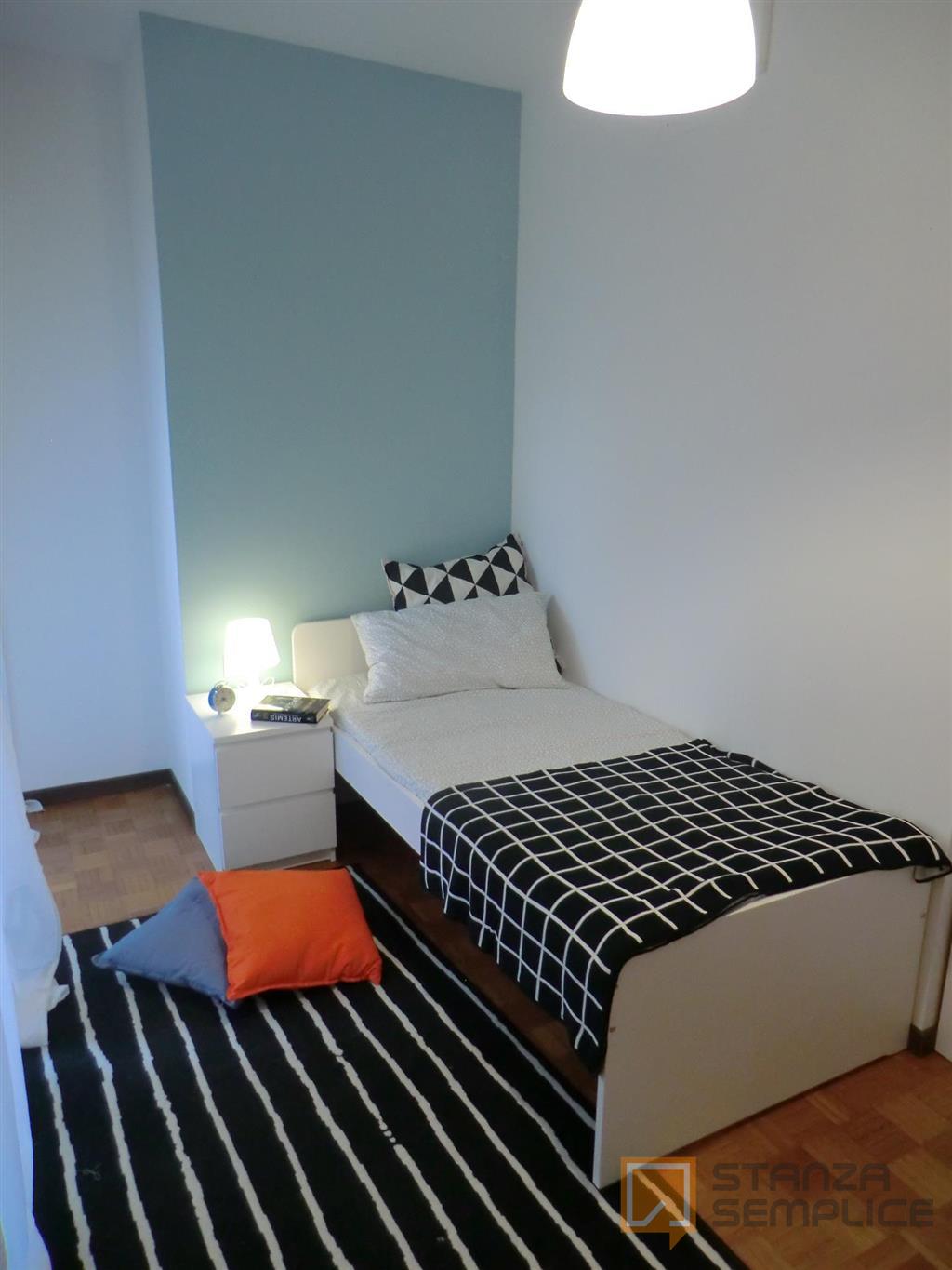 Stanza di 11.72 mq in Via Francesco Beltrame, Padova