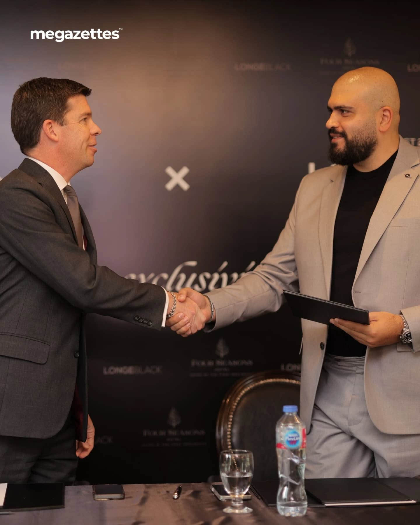 LongeBlack x Four Seasons 1