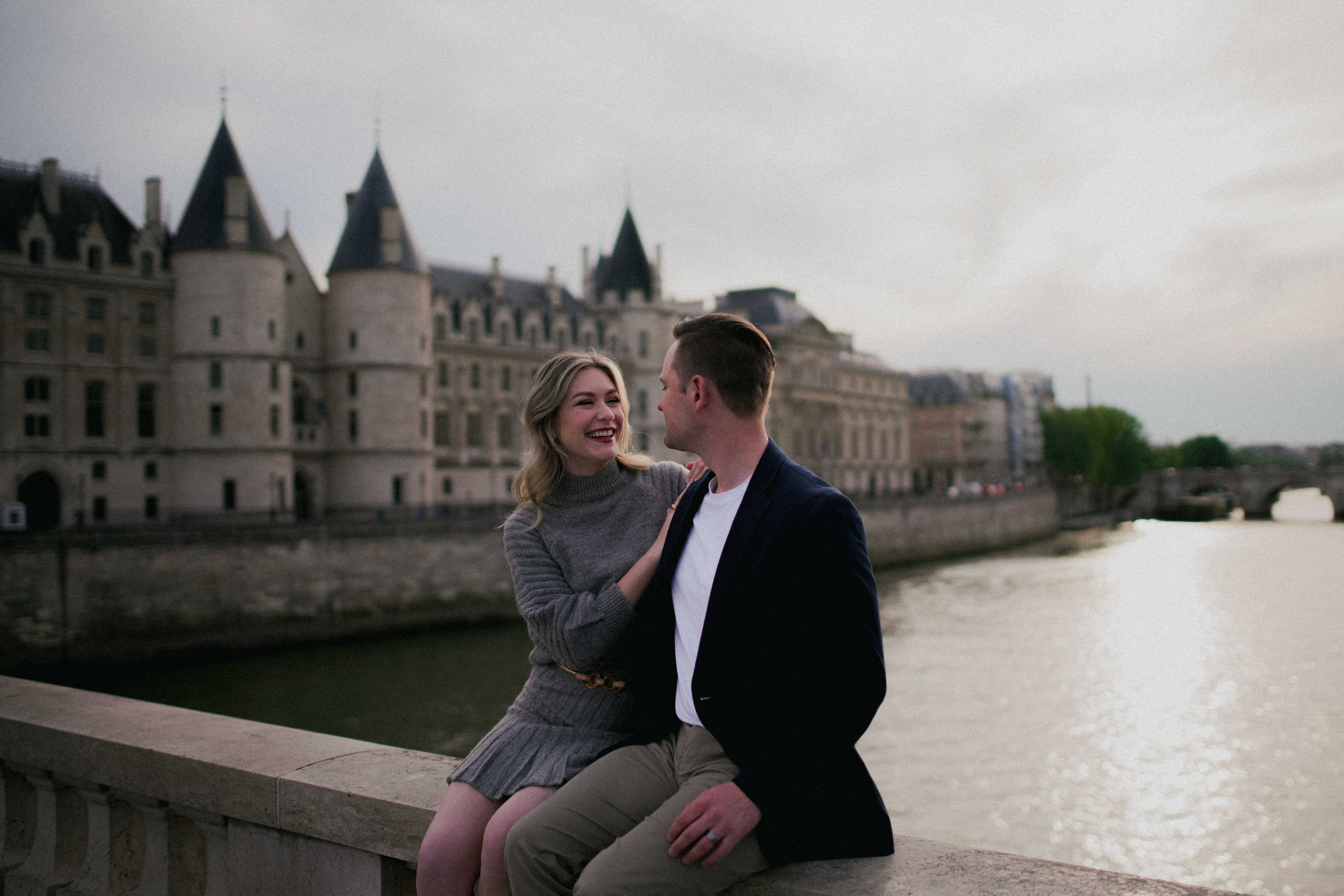Paris Photographer - LeParisPro. Weddings, engagements, proposals, lifestyle and fashion photoshoots.