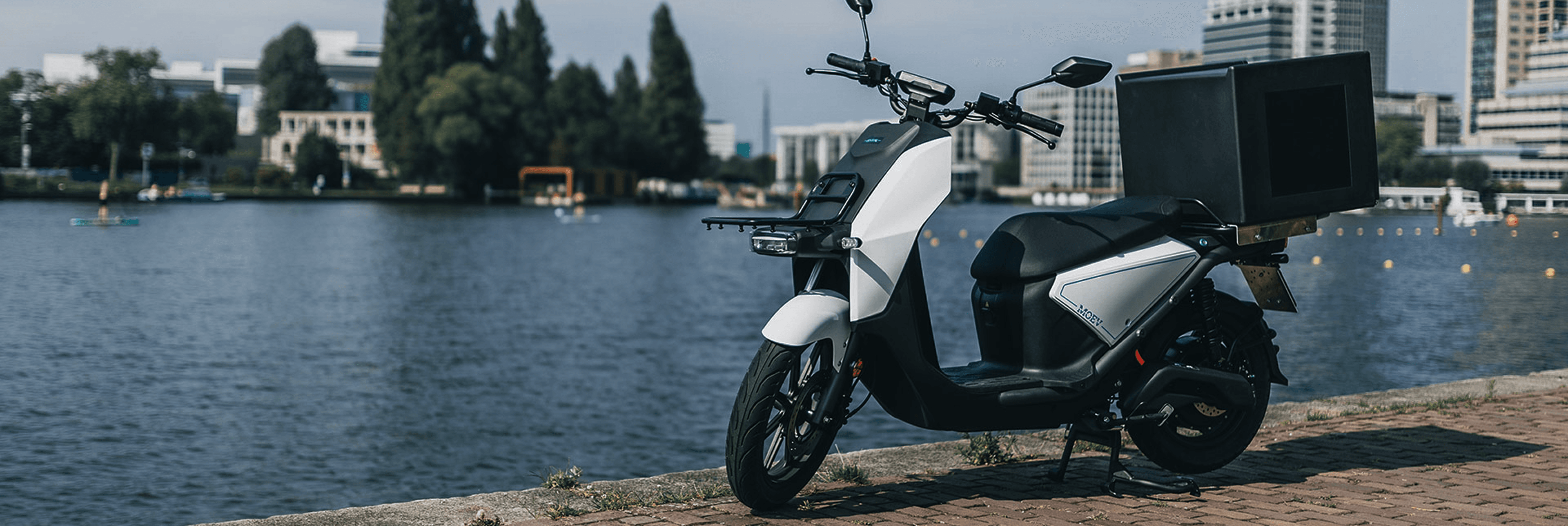 MO-EV Bezorgscooter Premium water