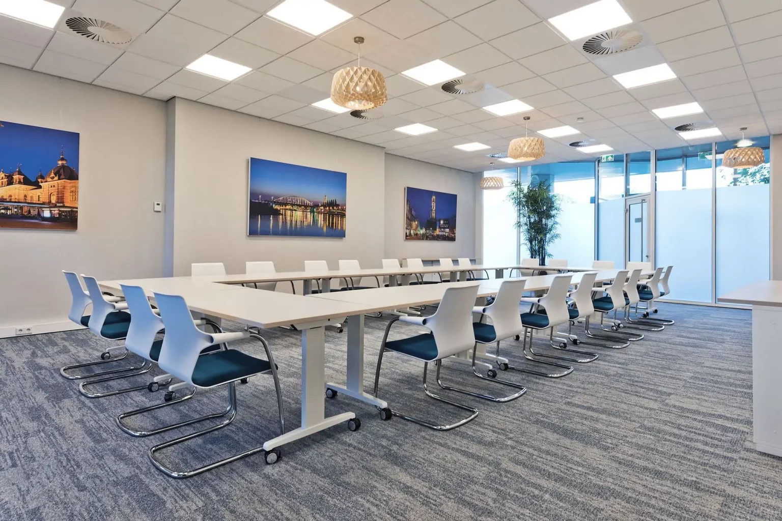 Nieuwe kantoorinrichting Bavinckhouse door Perla