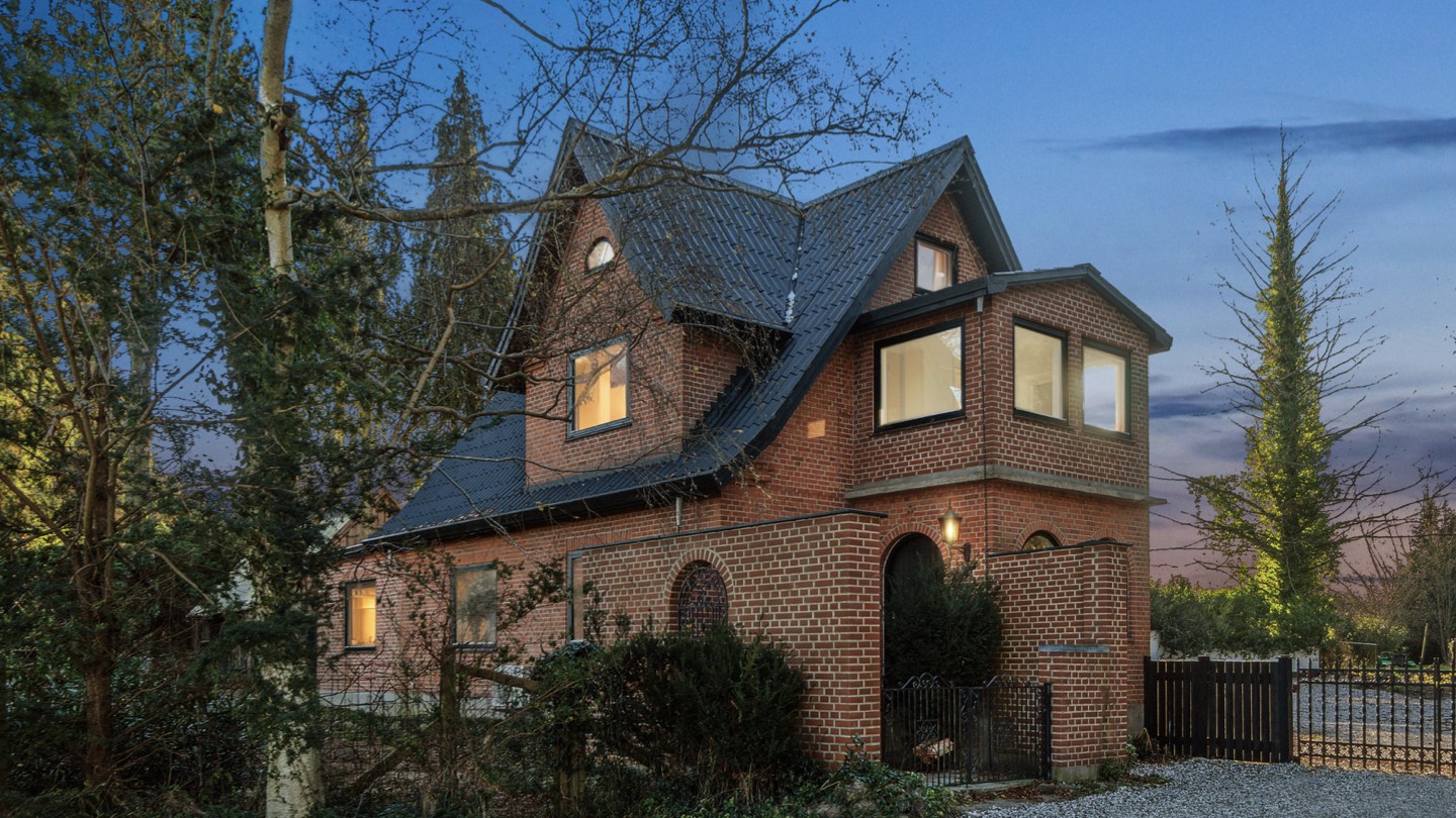 real estate photo editing AI