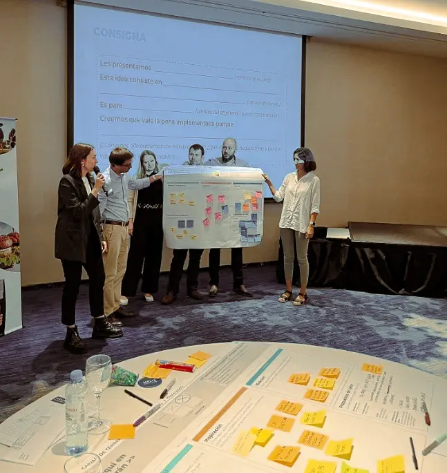 Equipo Arcor trabajando