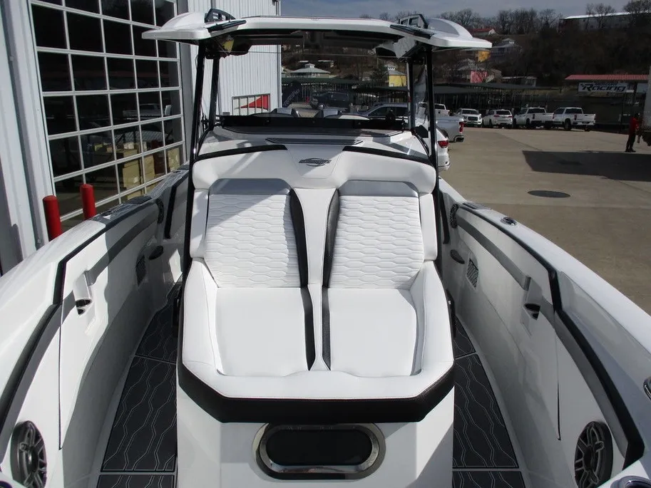 Boat thumbnail 15