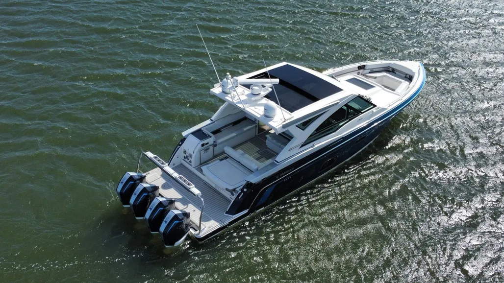Boat thumbnail 7