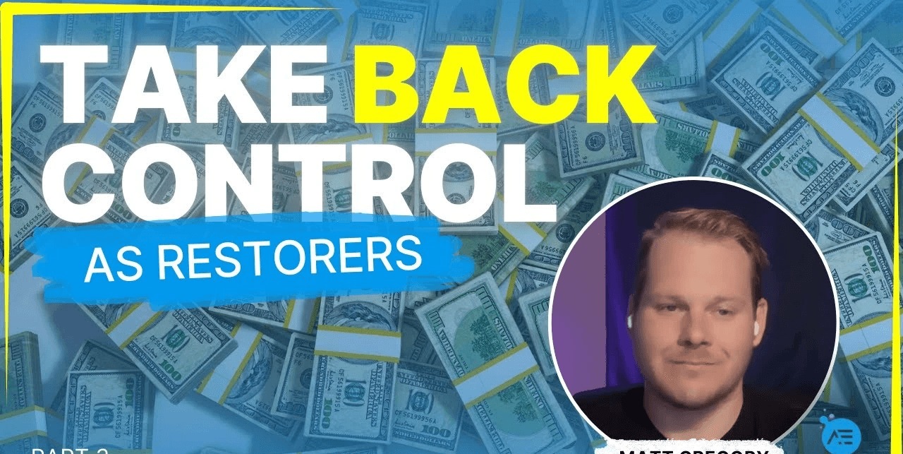 eine Menge Dollar auf einem Tisch