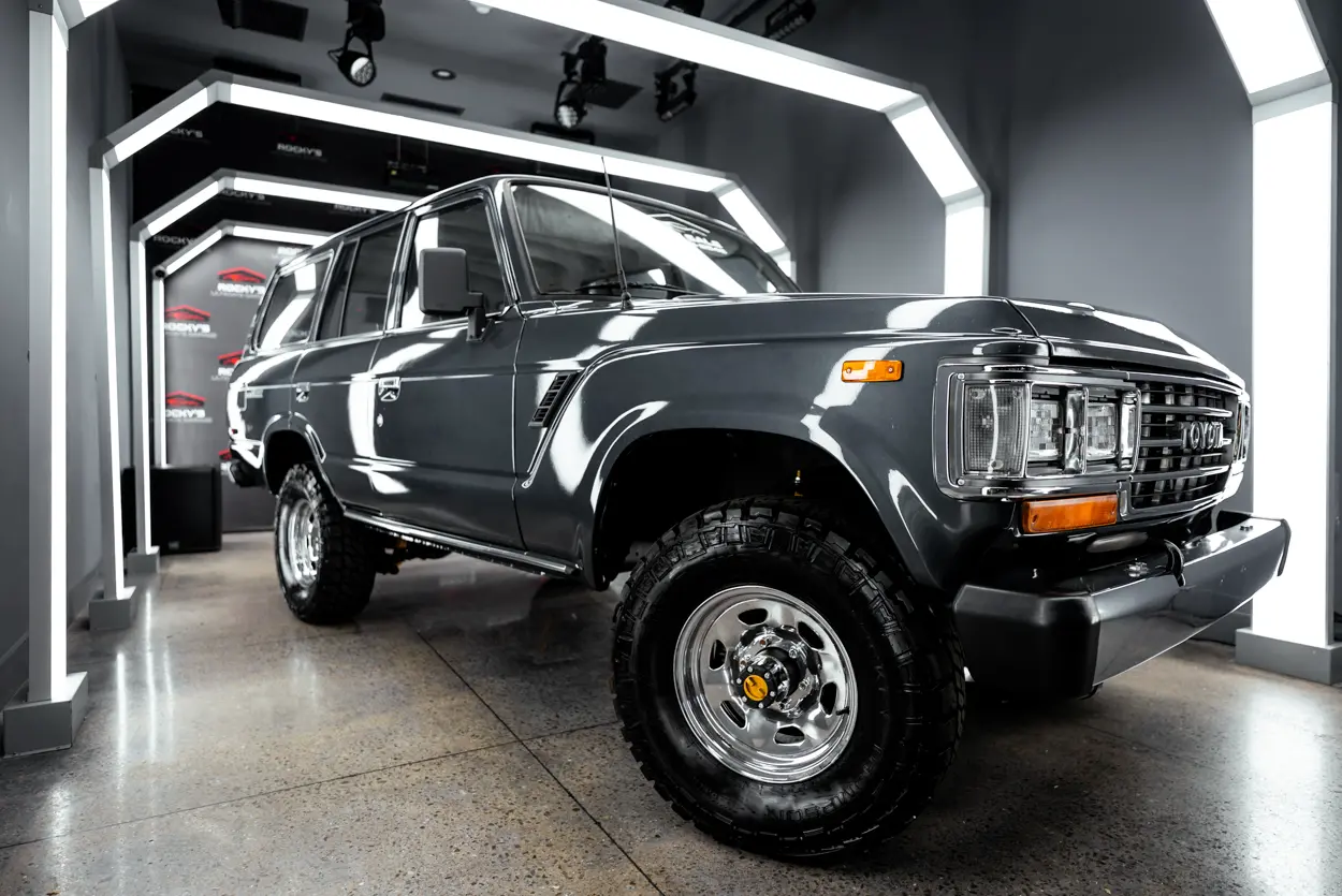 1989 Toyota Land Cruiser FJ62 photo 16