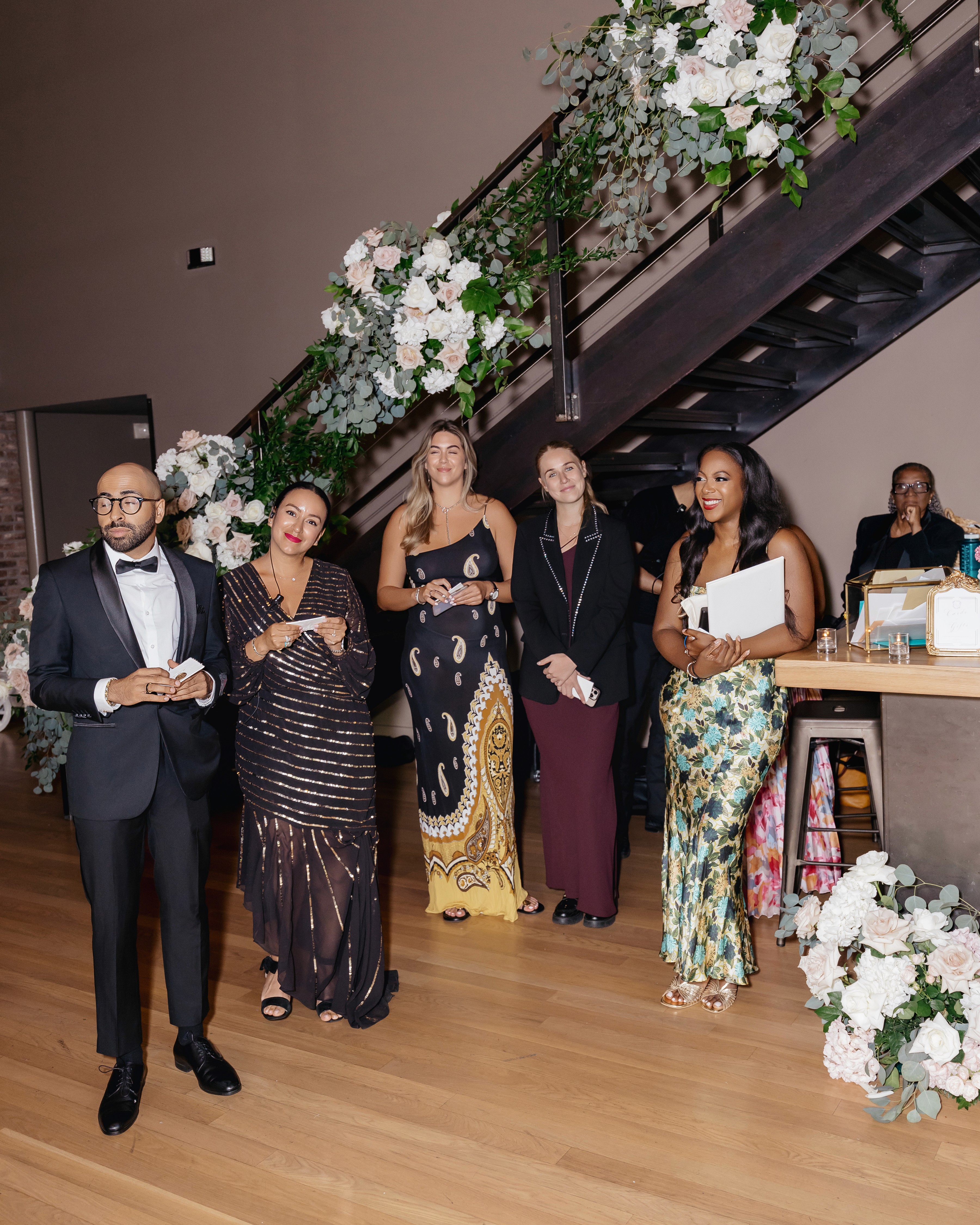 WEDDING PLANNING TEAM DURING WEDDING