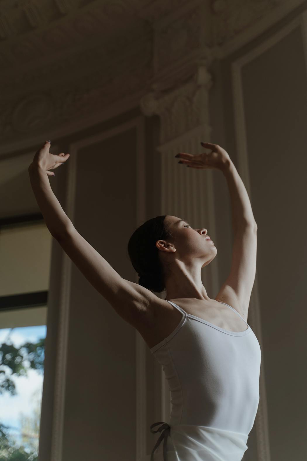 Ballet dancer posing