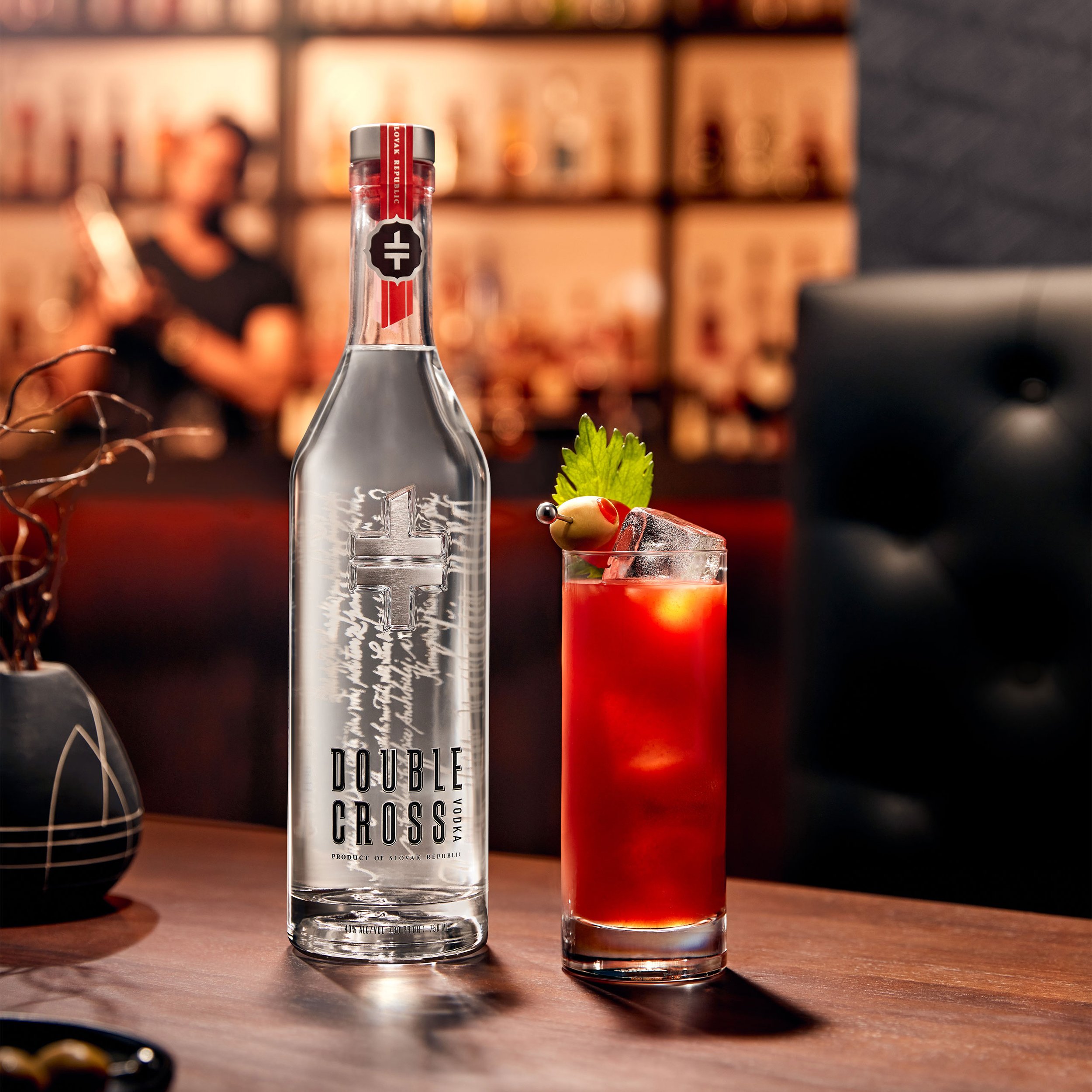 Double Cross Key Visuals