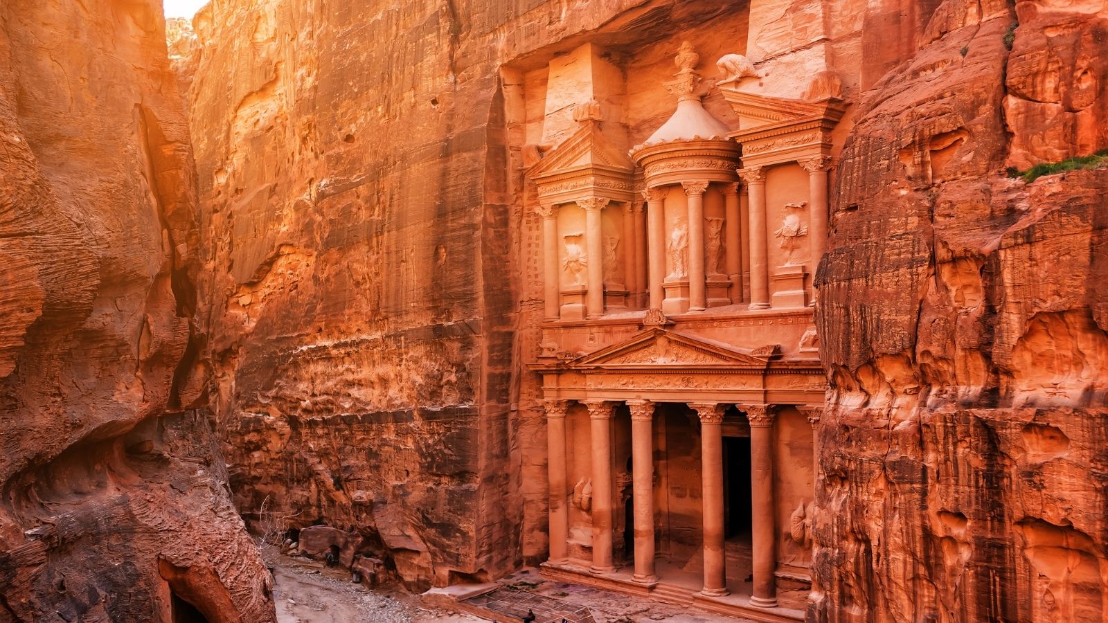 How to go to Petra from Amman: 100% Local Guide