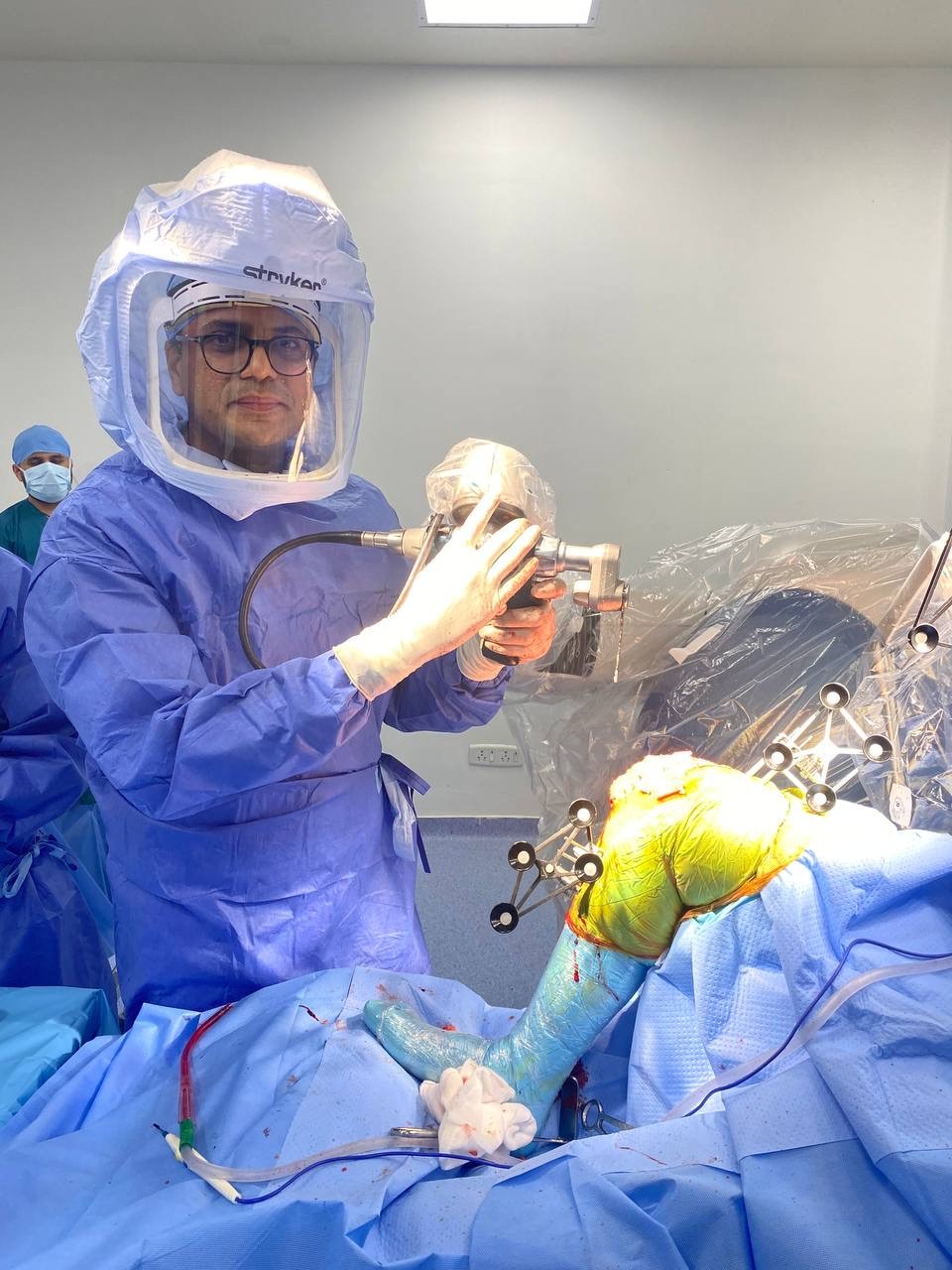 Expert ACL surgery, Dr. Raghu Nagaraj