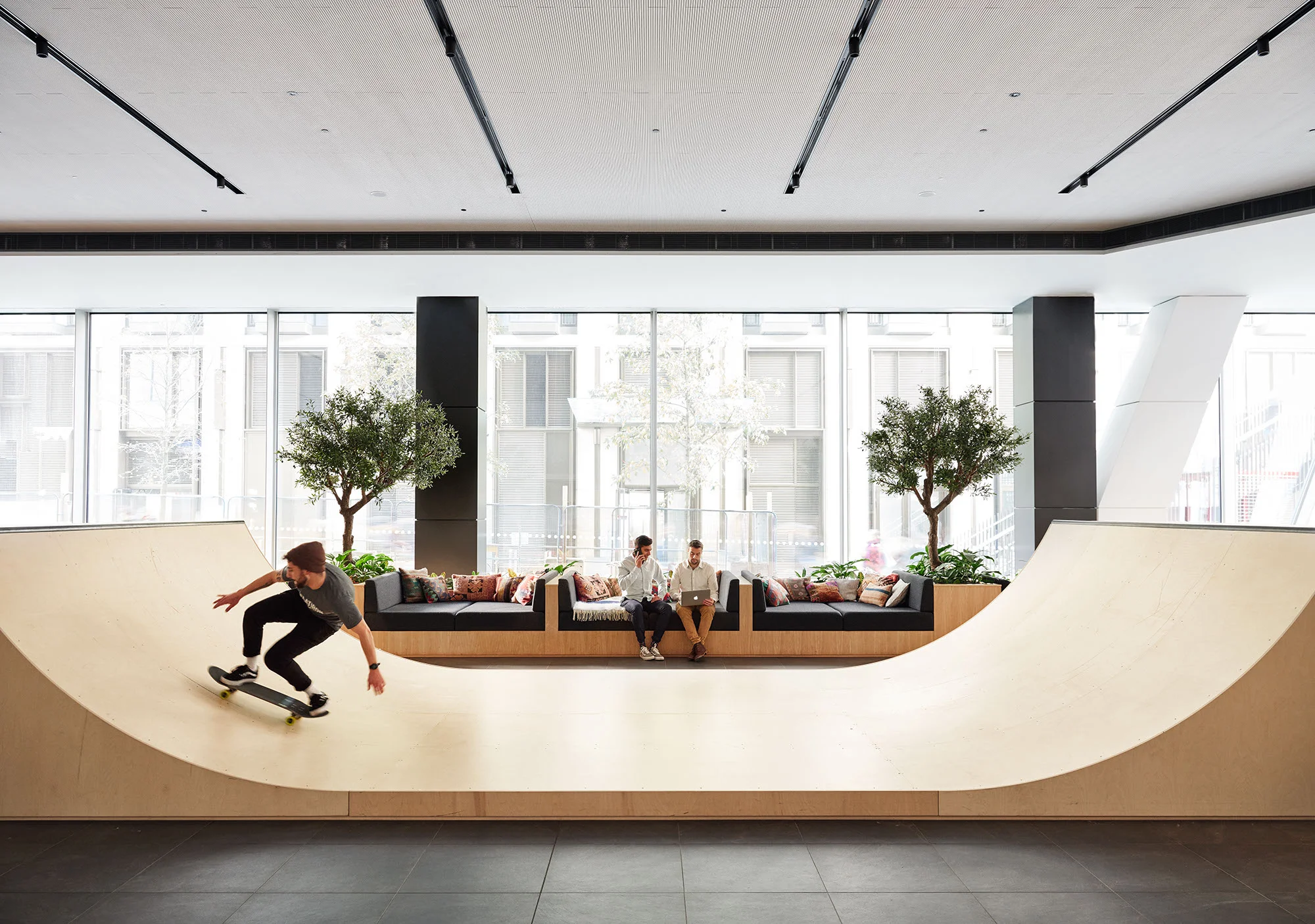 10 York Road office lobby interior design