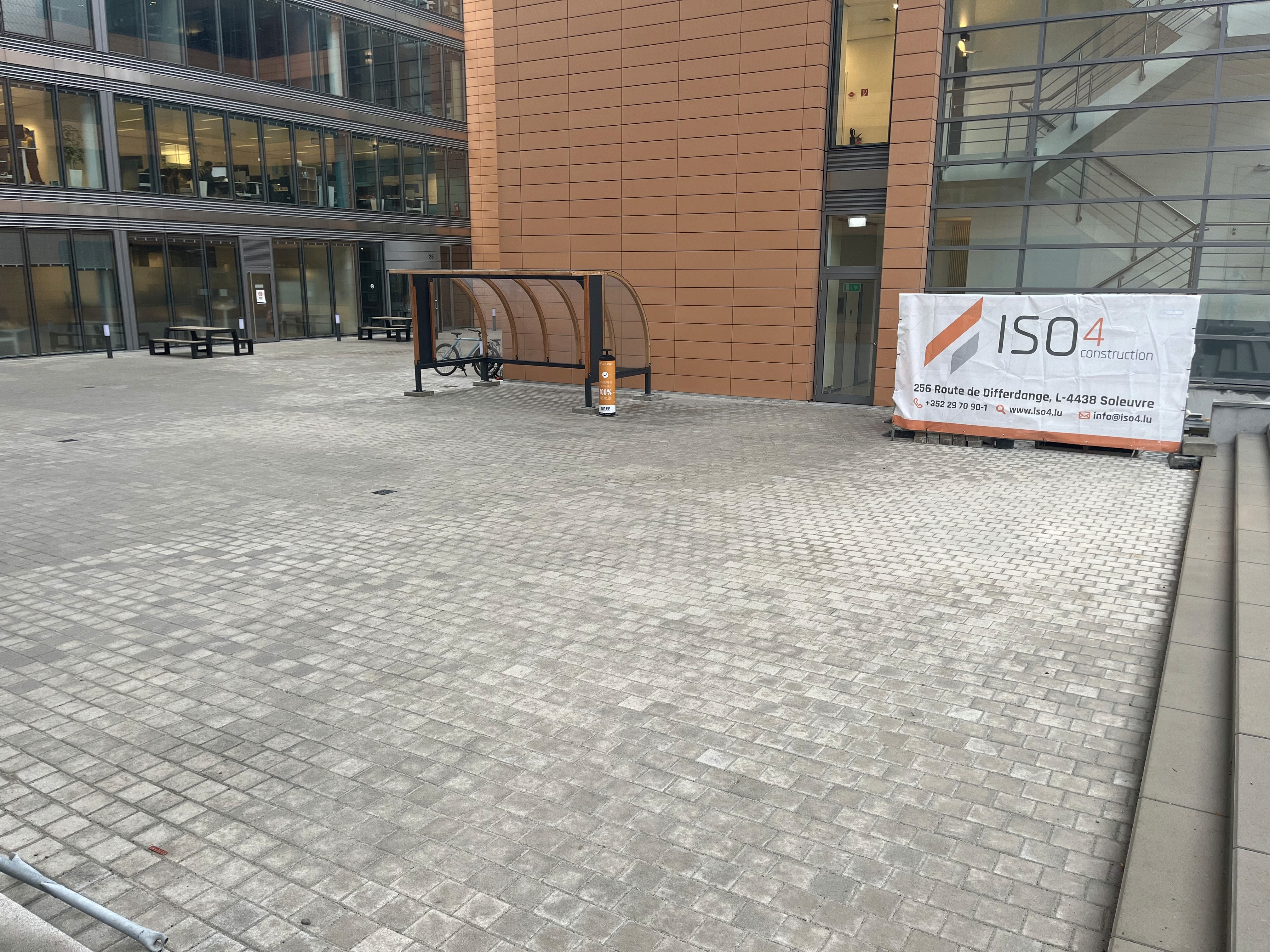 Travaux d'étanchéité et de pavage