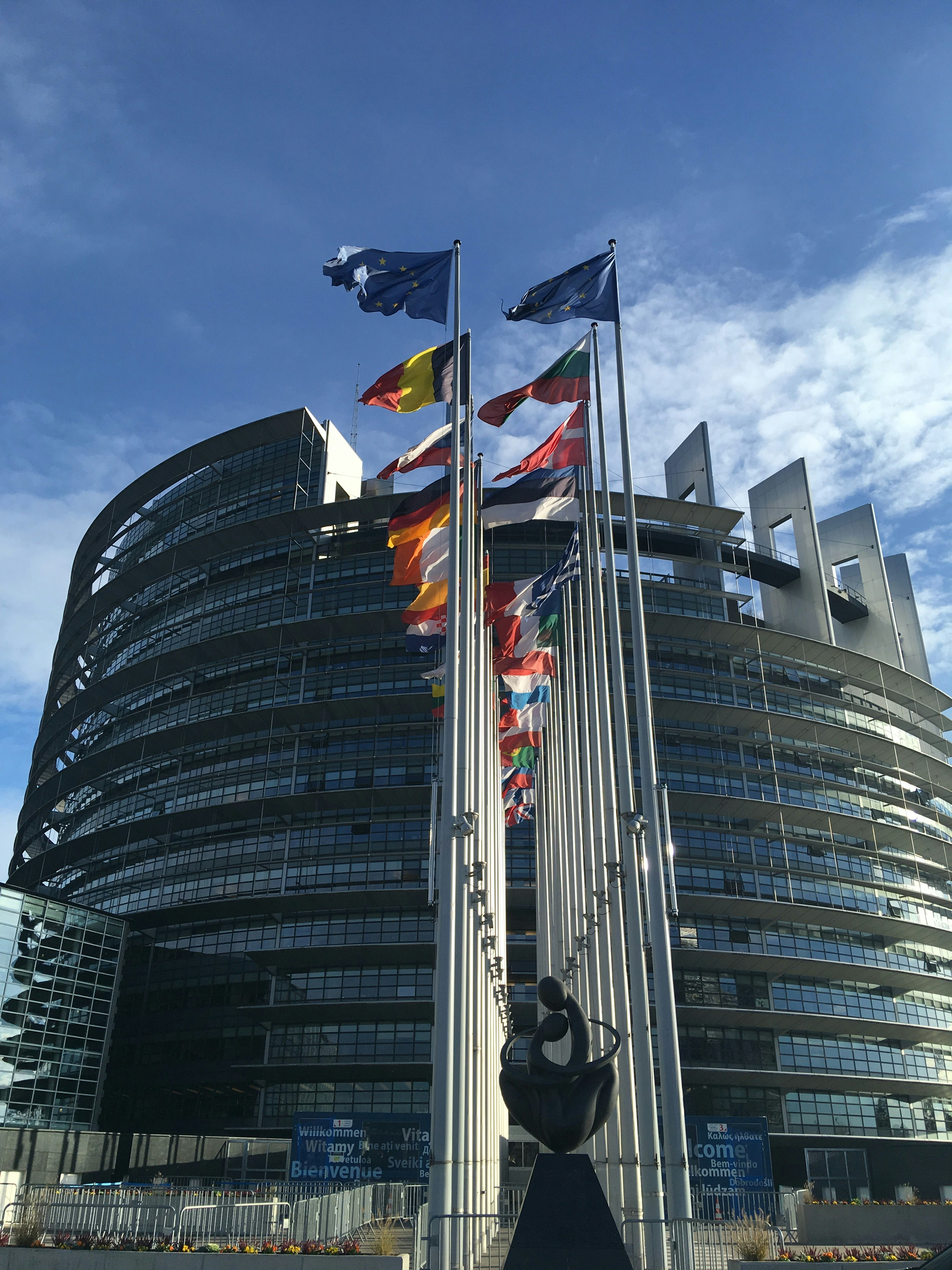 flag of us a on top of building