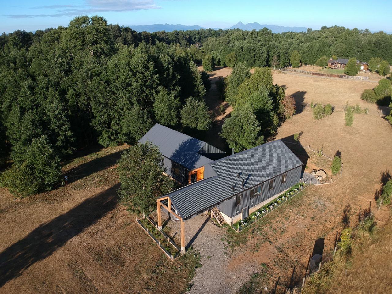 Crystal Waters Villas