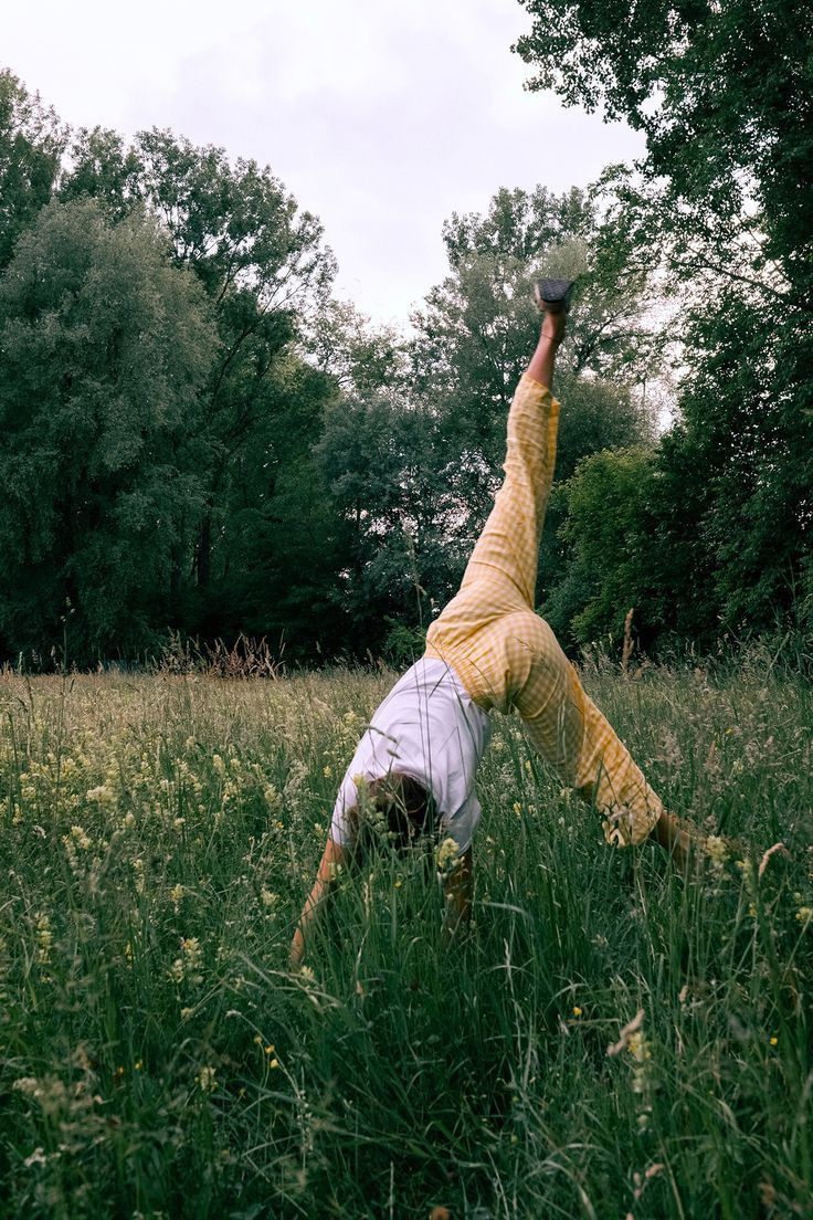 3 Women doing the same yoga pose