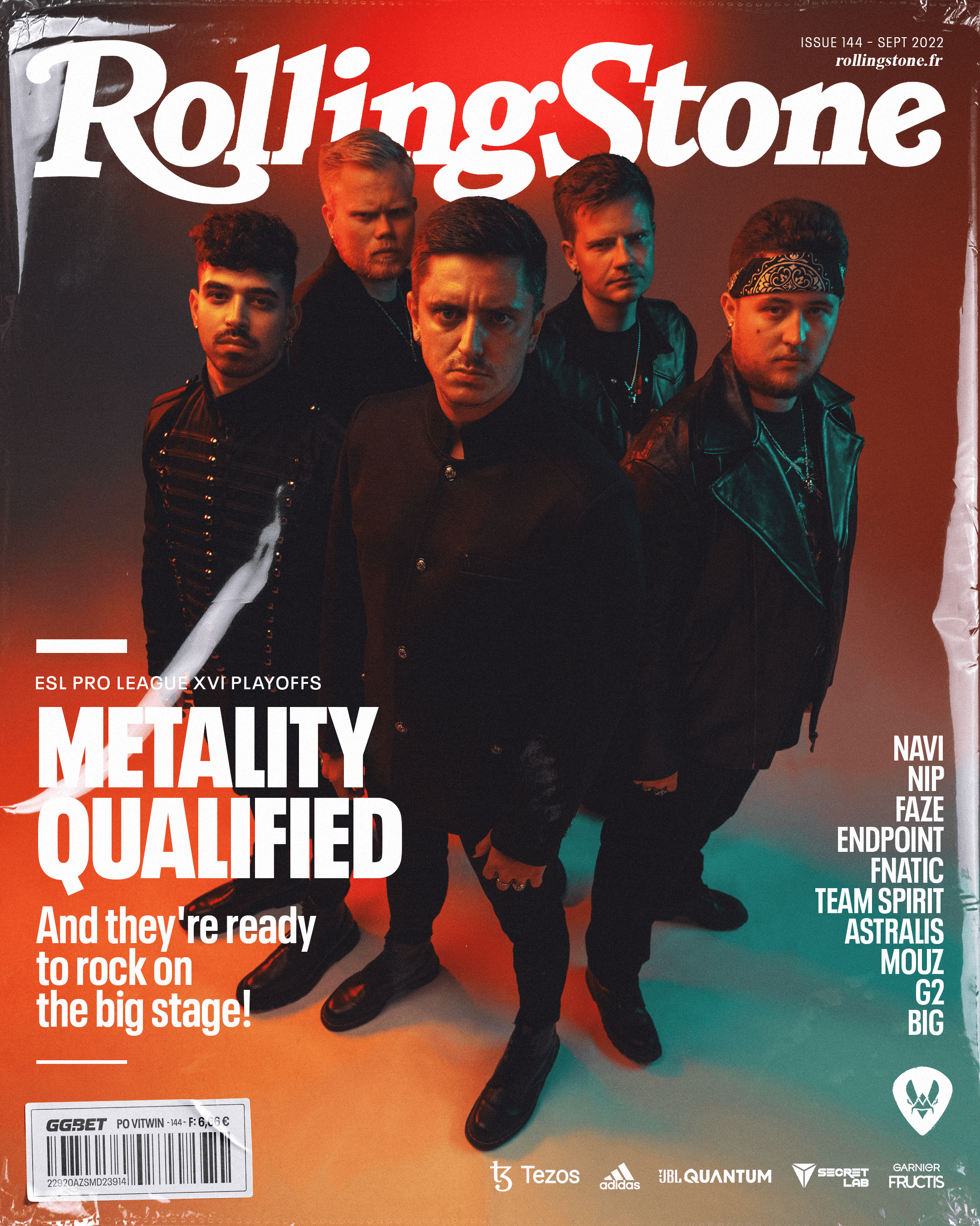 Visuel de Project Metality : couverture fictive du magazine Rolling Stone, 5 hommes habillés en noir sur un fond rouge, titre du magazine en blanc en haut, gros titre à gauche "Metality Qualifié, et ils sont prêts à rock sur la grande scène"