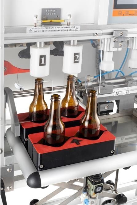 Two-line bottle filling machine