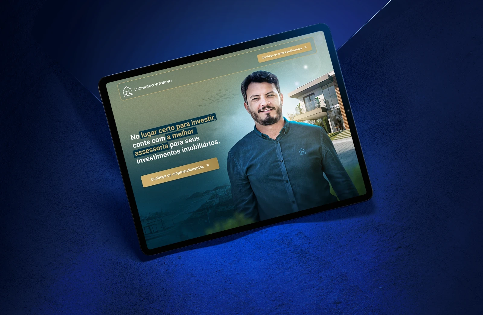 Portfólio Exemplo de landing page e site otimizada para conversão, criada pelo Web Designer Felipe Macedo para o corretor de Imóveis Leonardo Vitorino em Itajaí Santa Catarina
