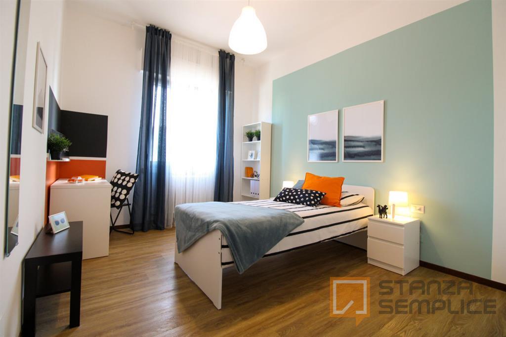 14 sqm room in Via Creta, Brescia