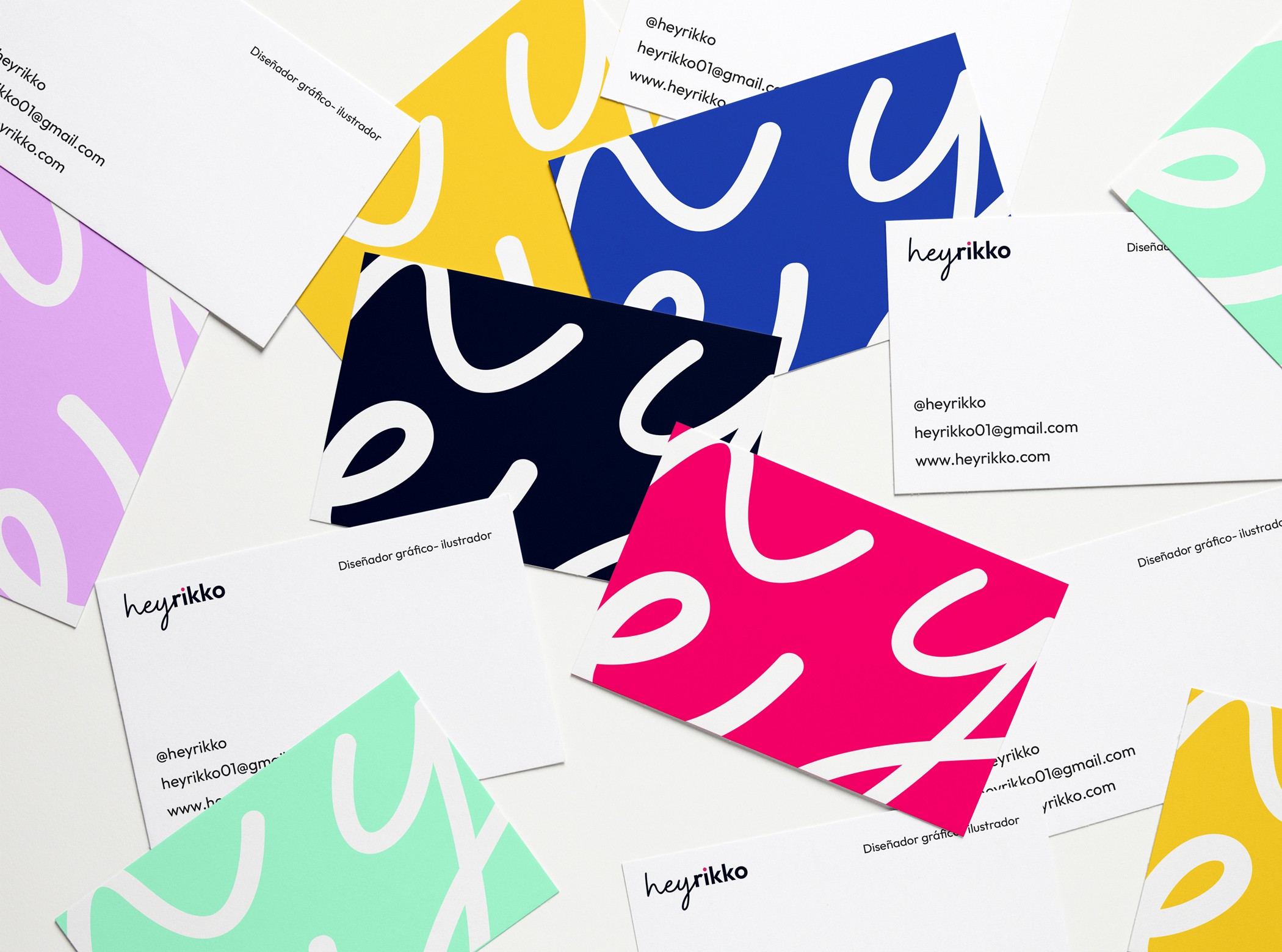 Imagen de las tarjetas de presentación de Heyrikko