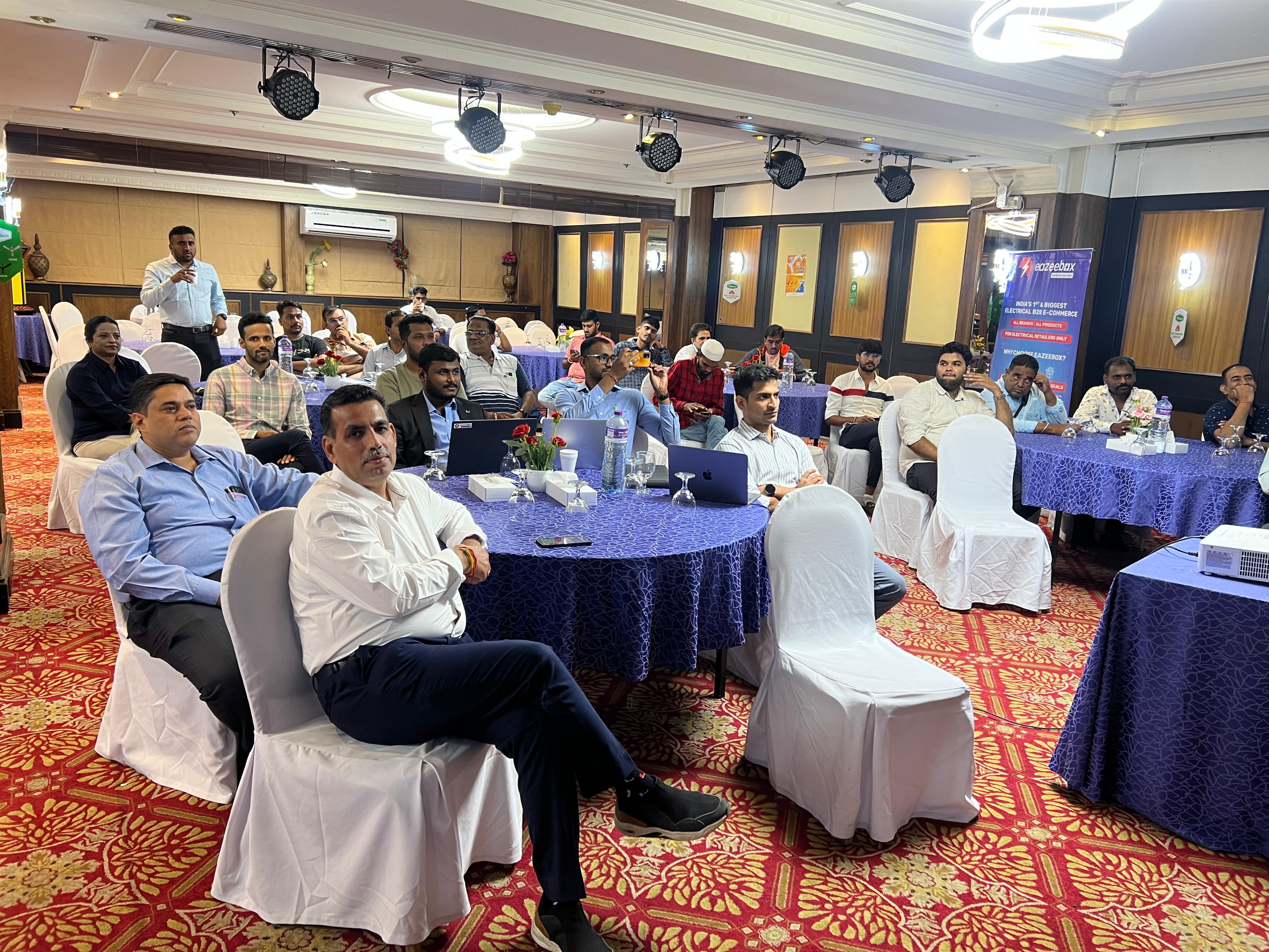 Eazeebox retailer meet up. electrical retailer event.