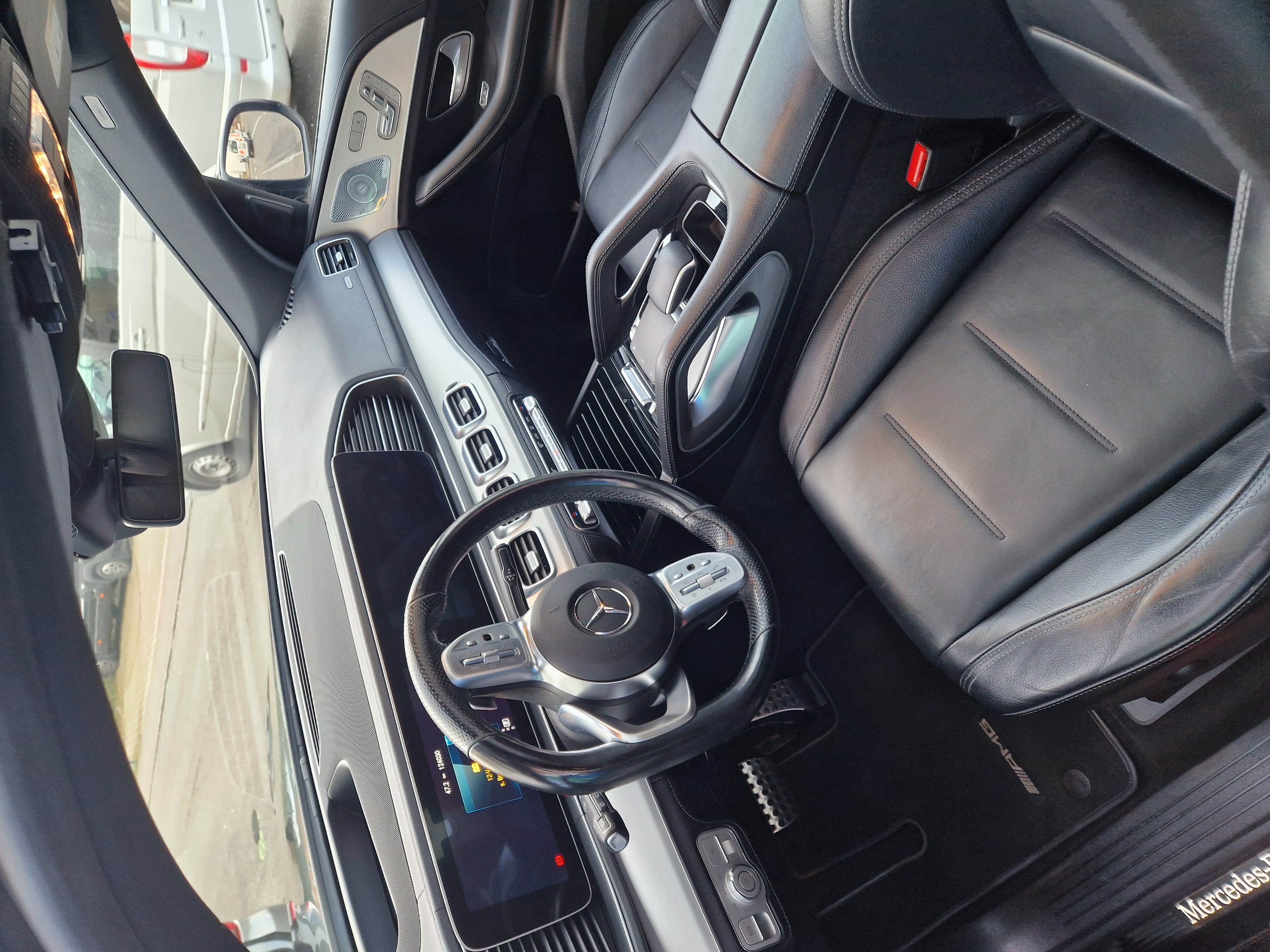 Waschman Premium Autoreinigung und Fahrzeugpflege für exklusive Kunden in der Schweiz