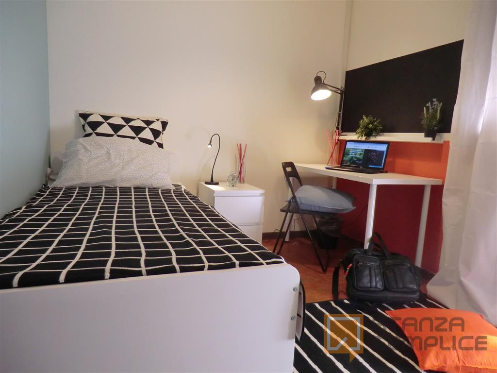 Stanza di 17.54 mq in Via San Roberto Bellarmino, Padova